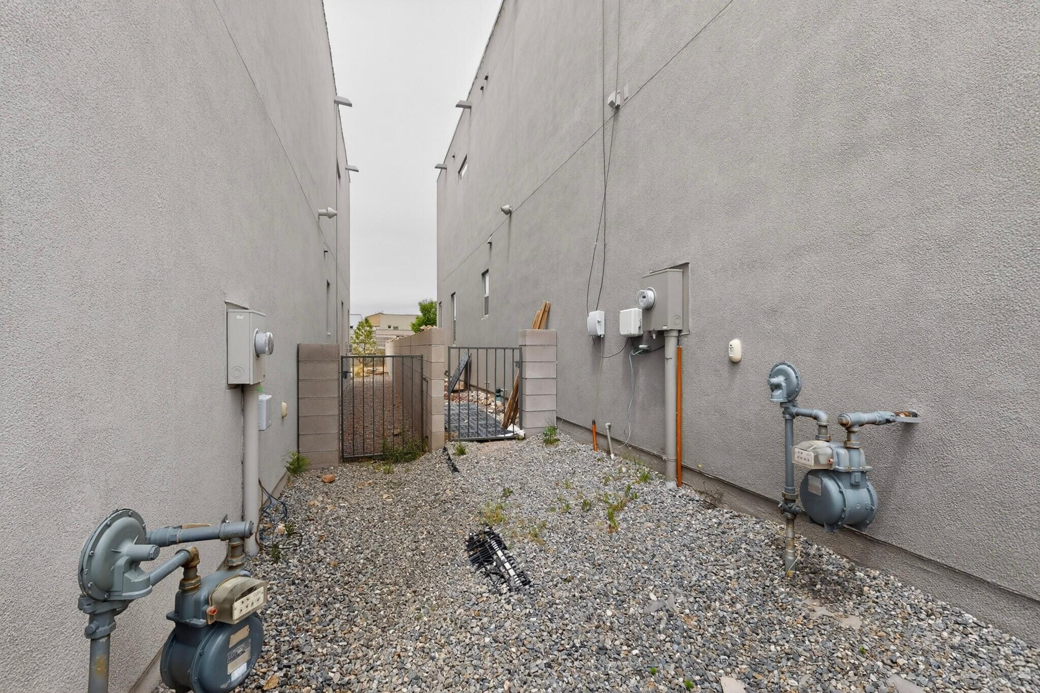 5603 Linq Court NE