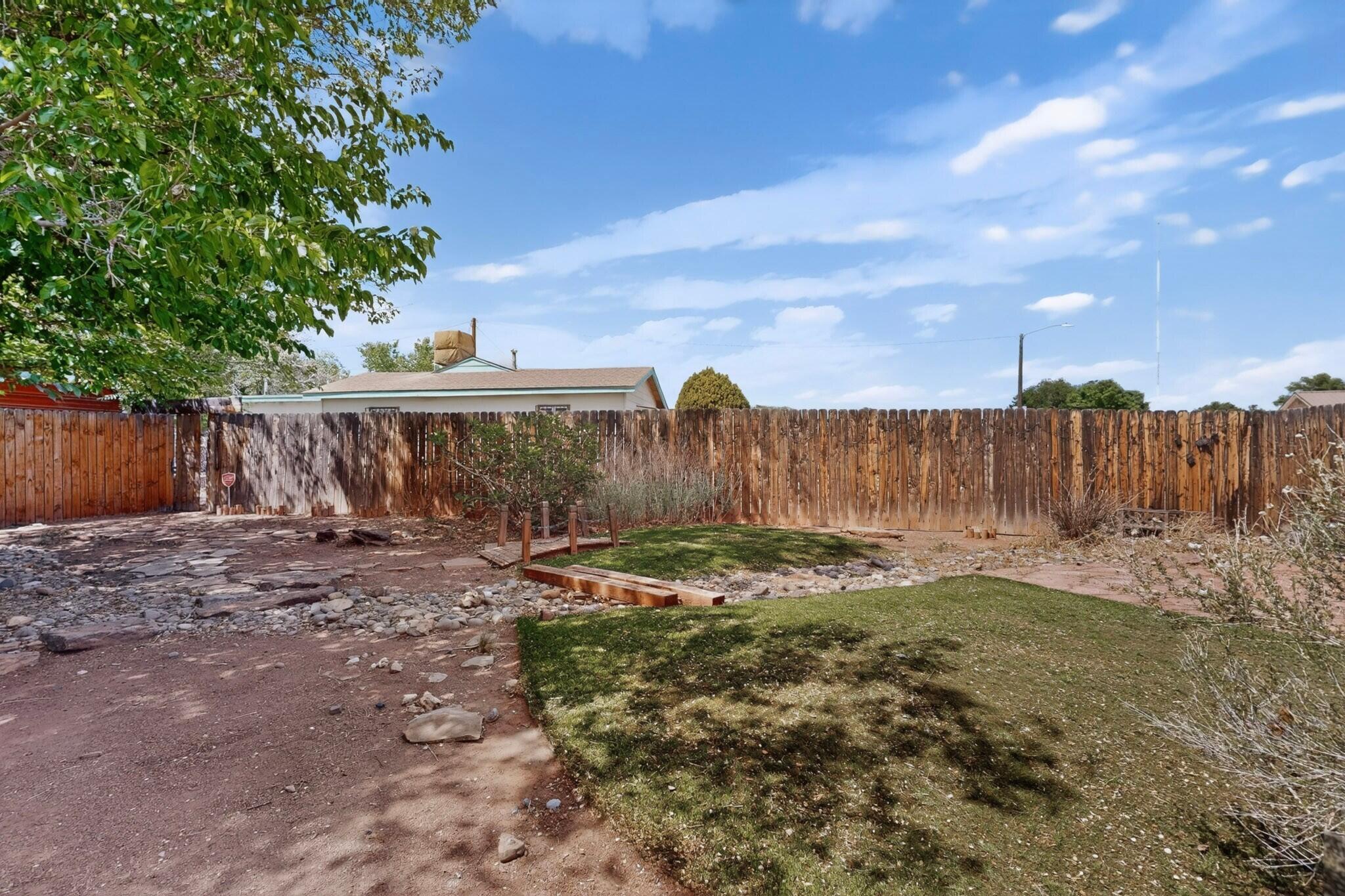 2701 Mountain Road NW