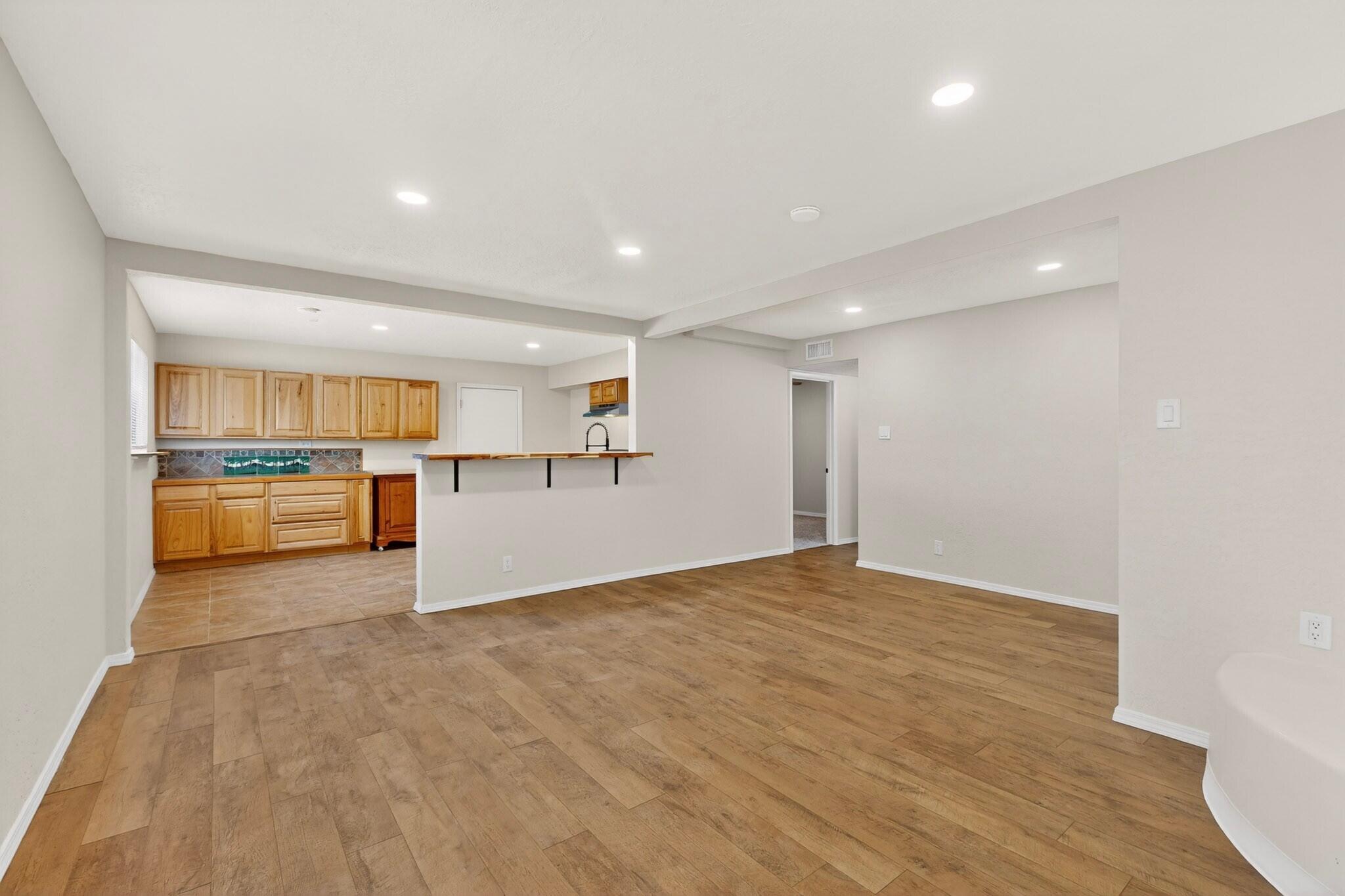 2701 Mountain Road NW
