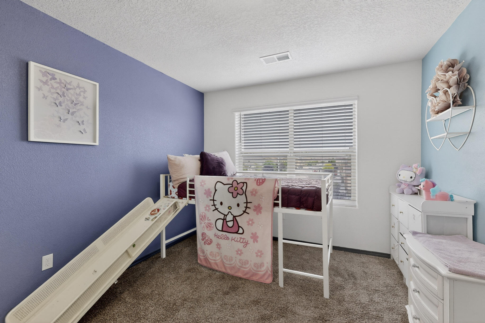 1838 Goldenflare Loop NE