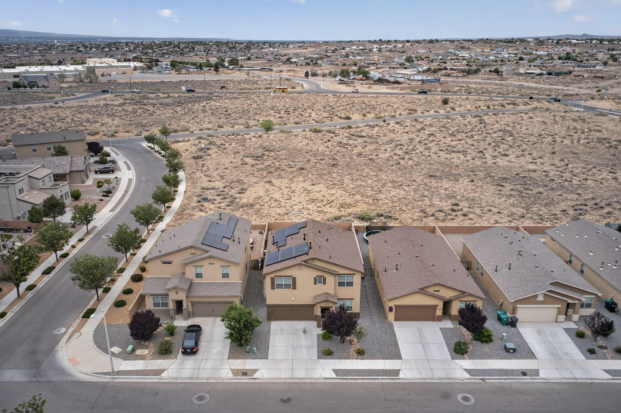 1838 Goldenflare Loop NE