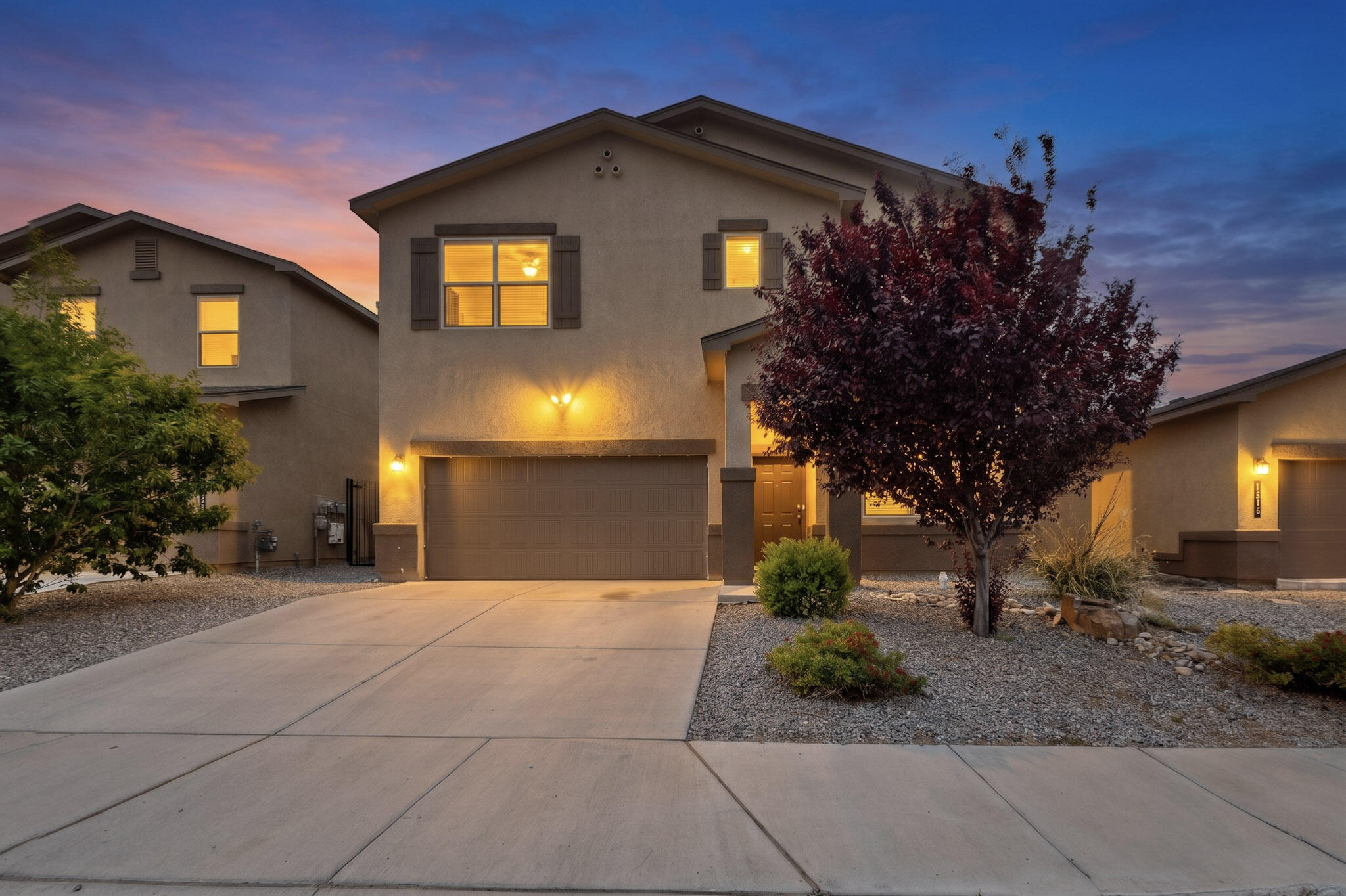 1838 Goldenflare Loop NE