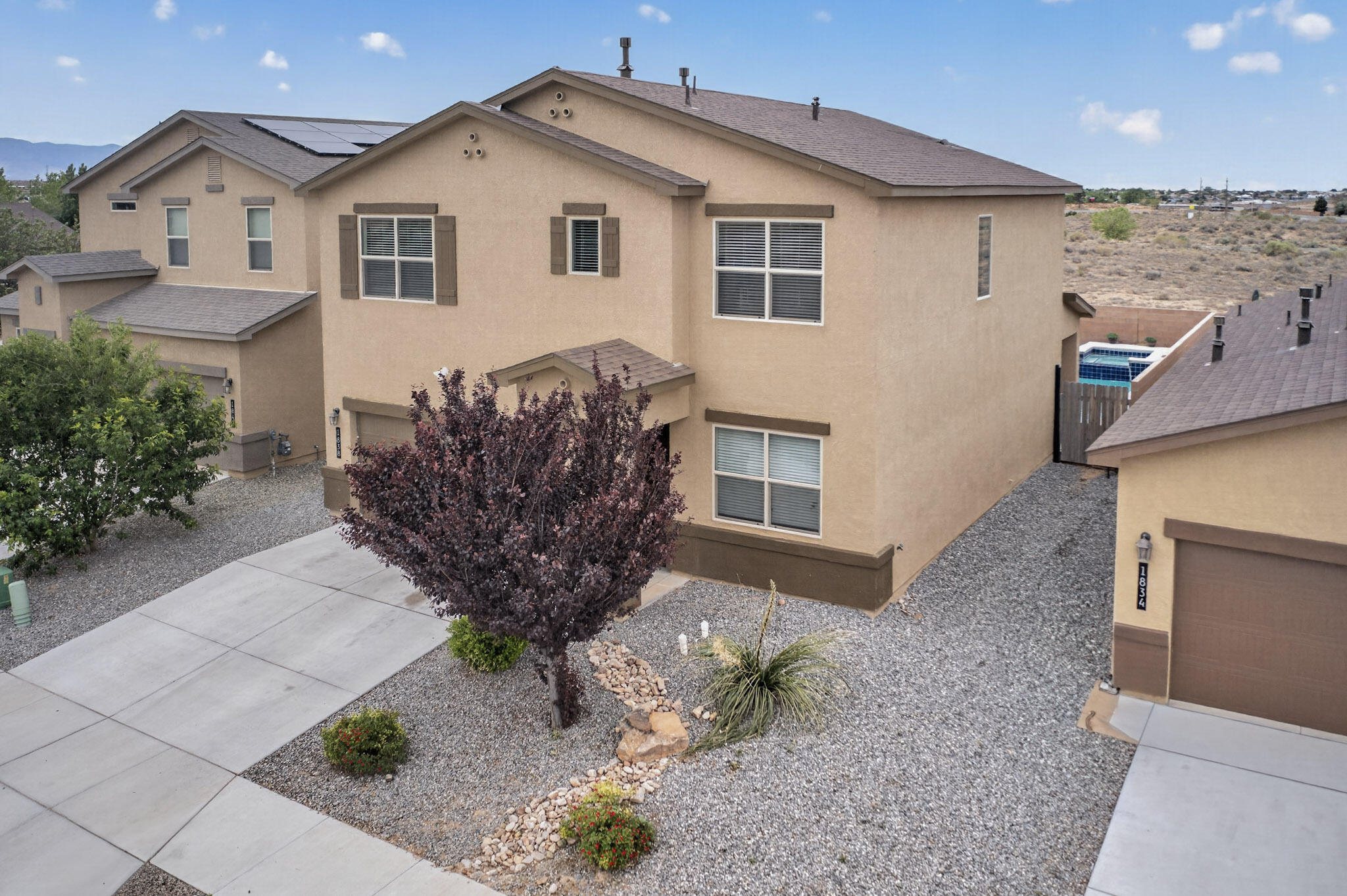 1838 Goldenflare Loop NE