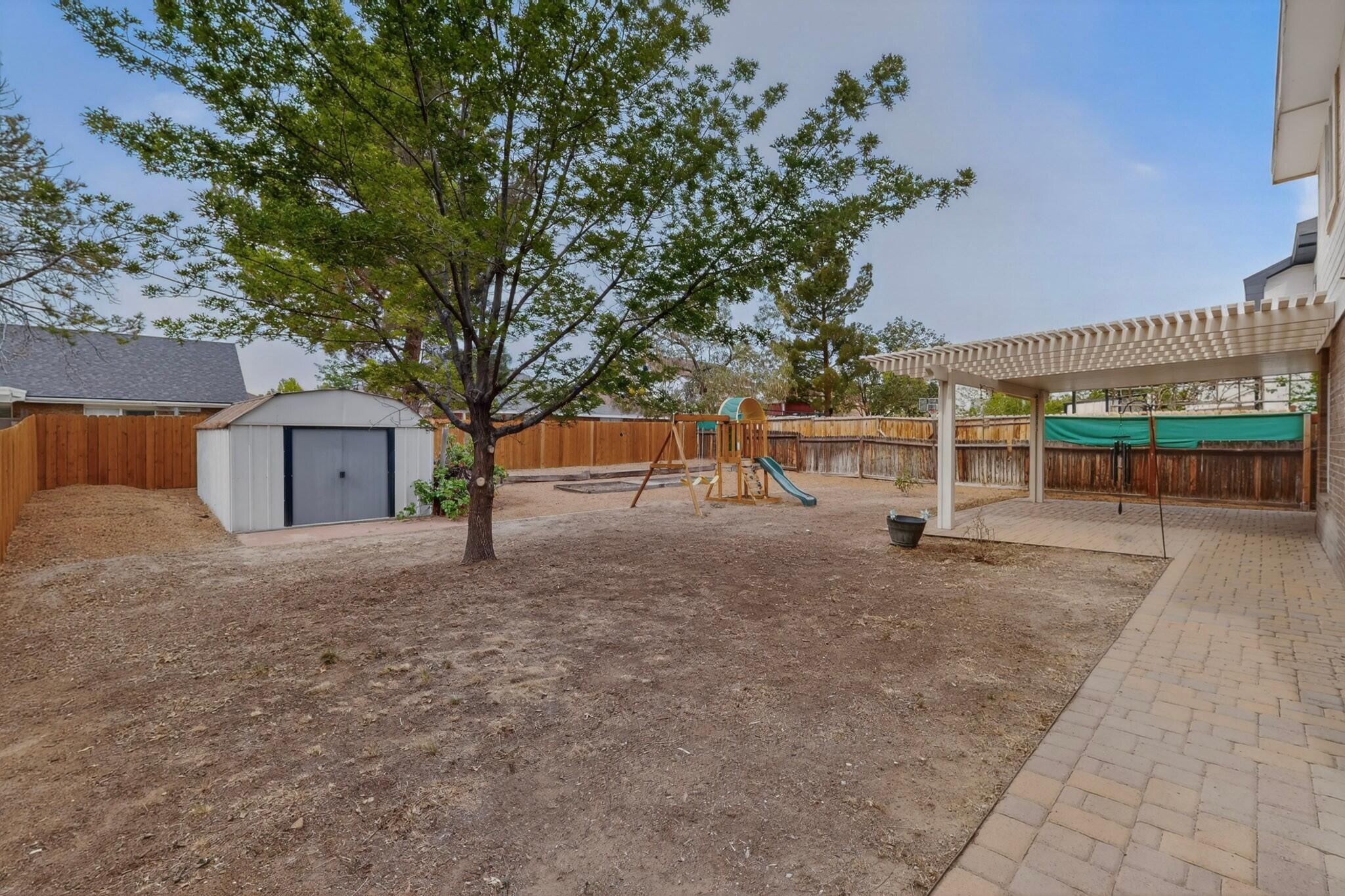 8016 Fallbrook Place NW