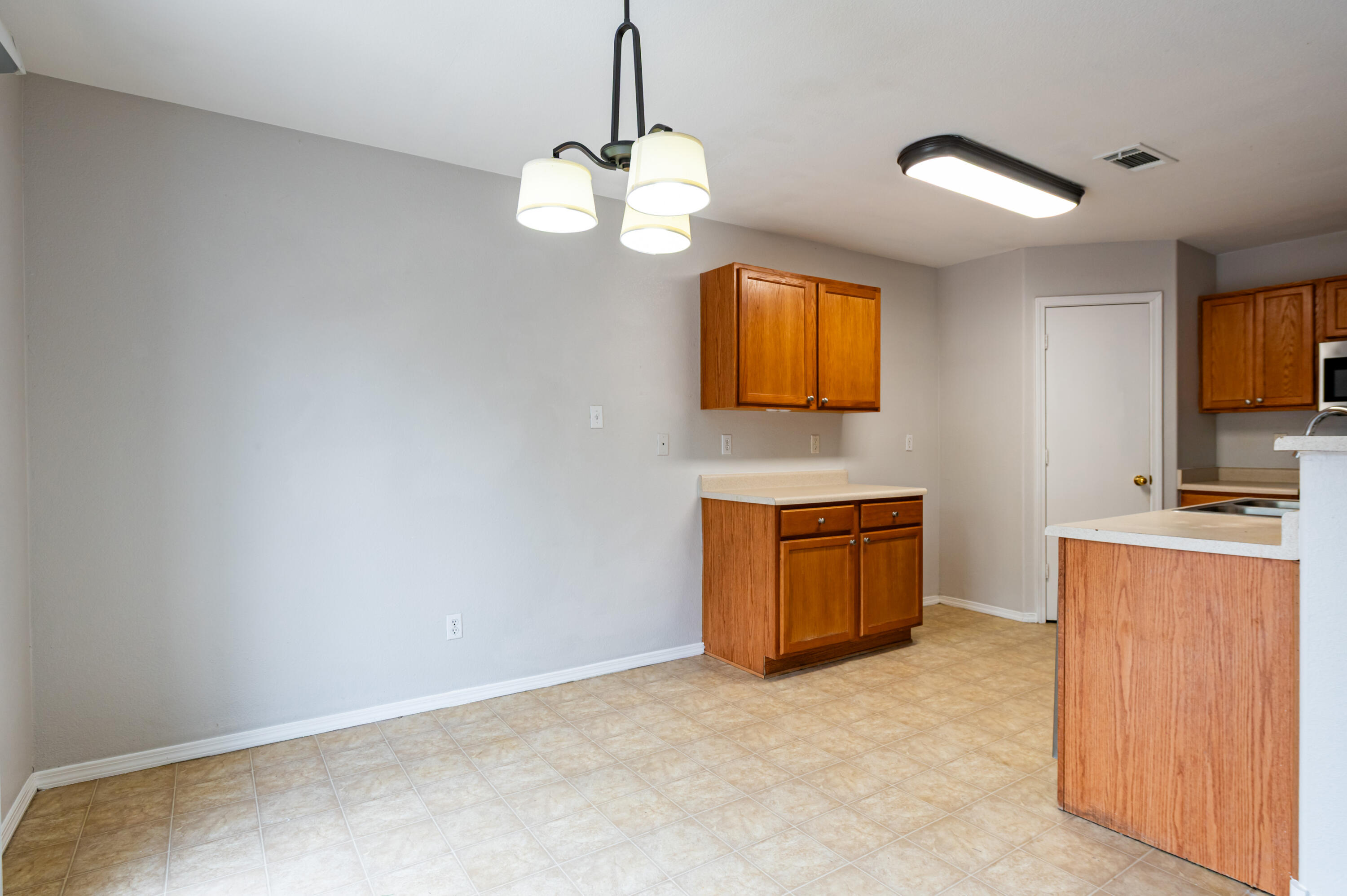 7801 Chaco Mesa Loop NW