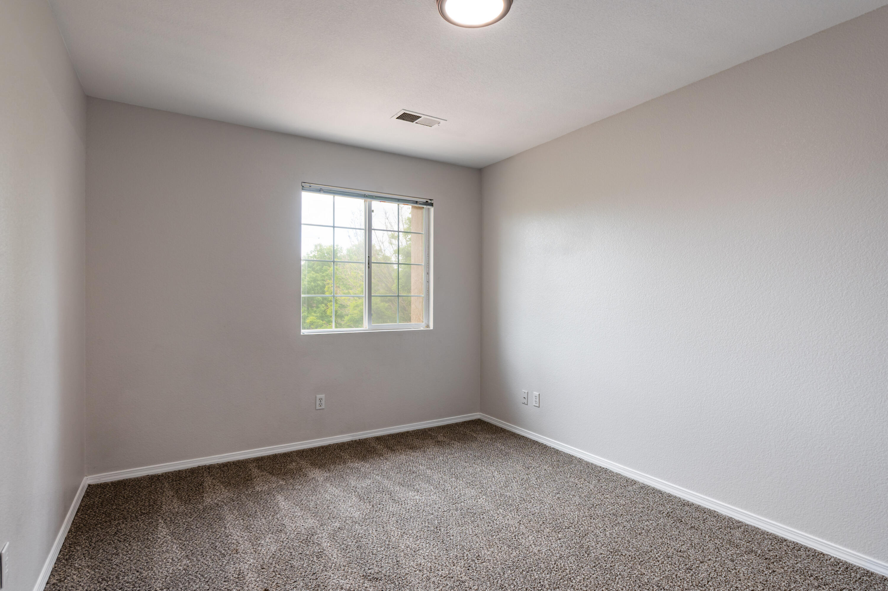 7801 Chaco Mesa Loop NW