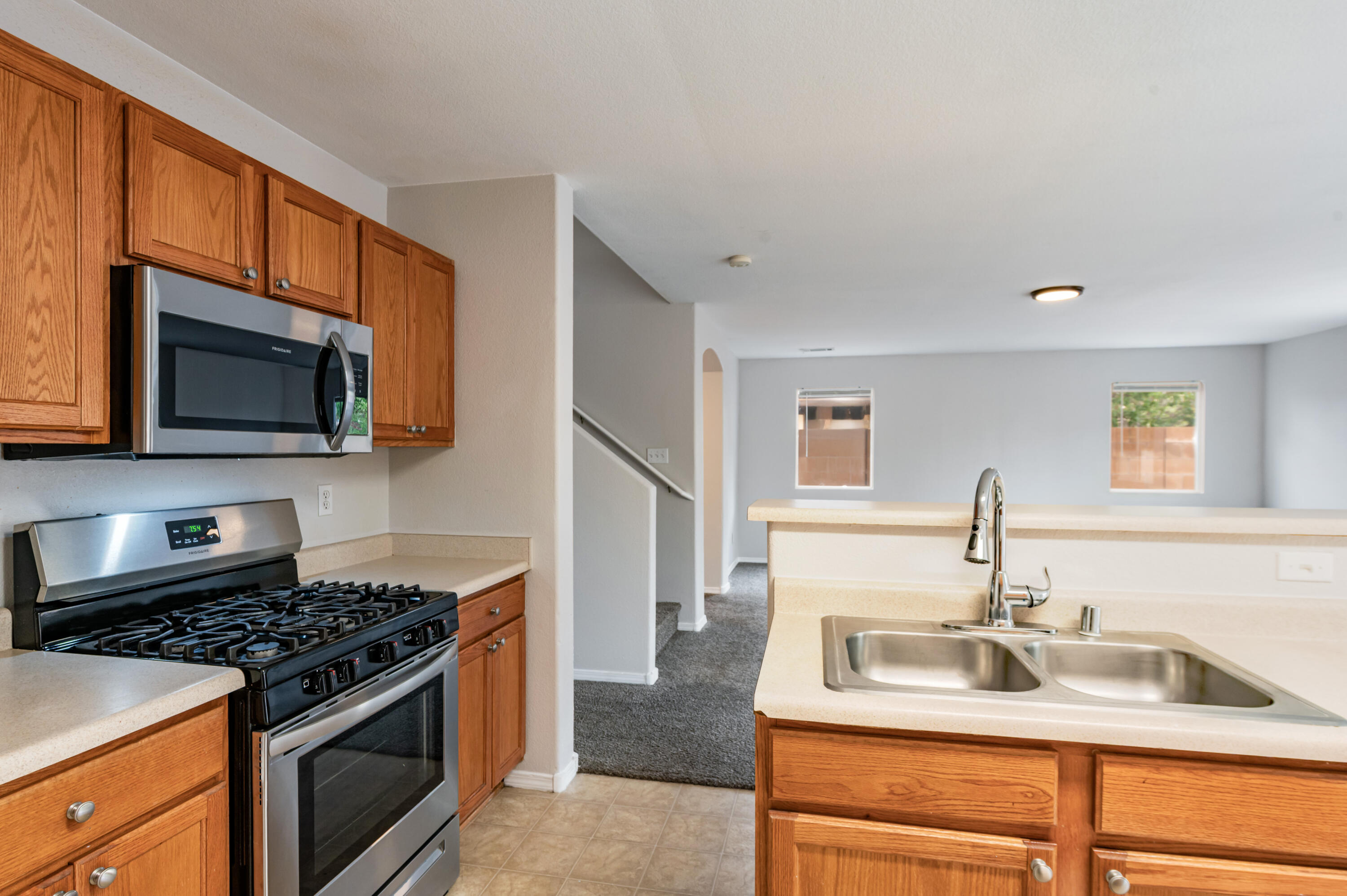 7801 Chaco Mesa Loop NW