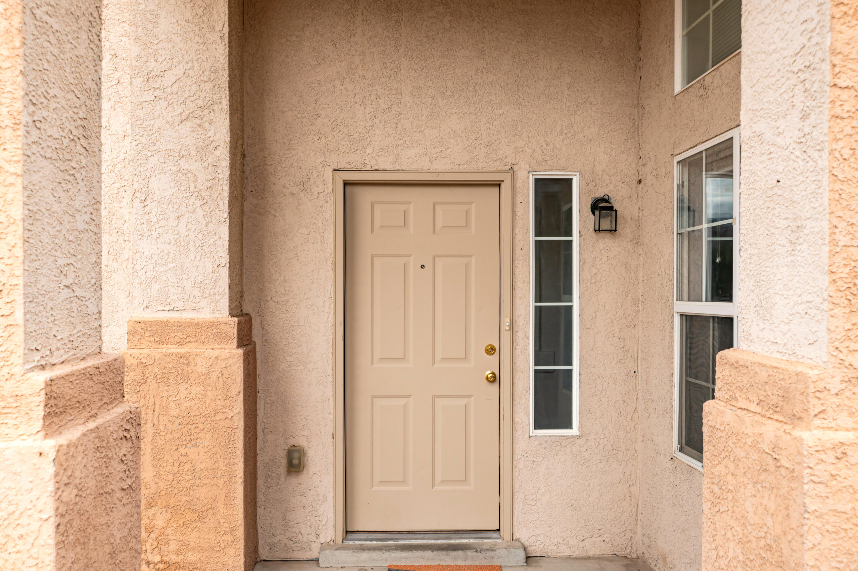 7801 Chaco Mesa Loop NW