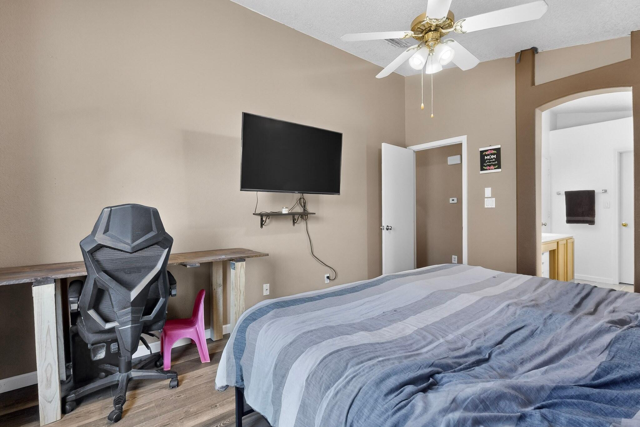 27 Violeta Place