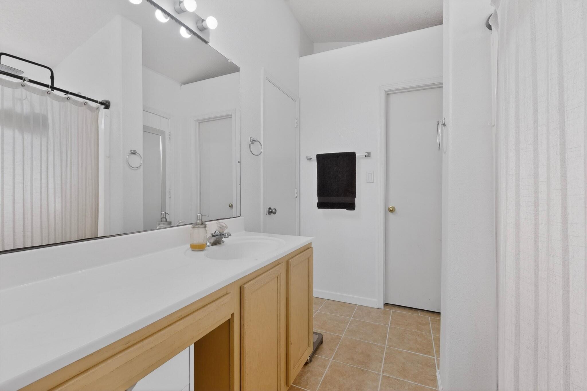 27 Violeta Place