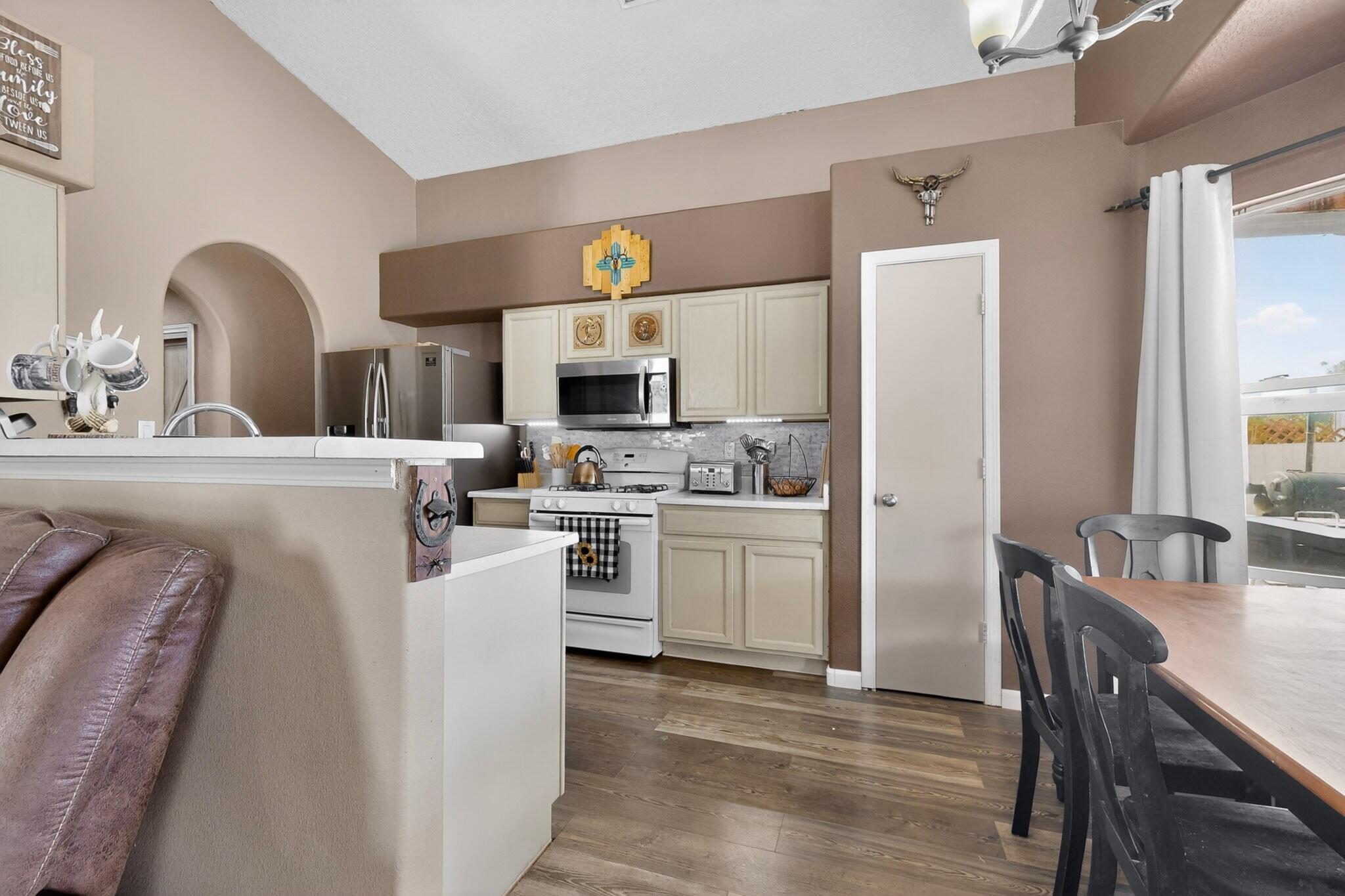 27 Violeta Place