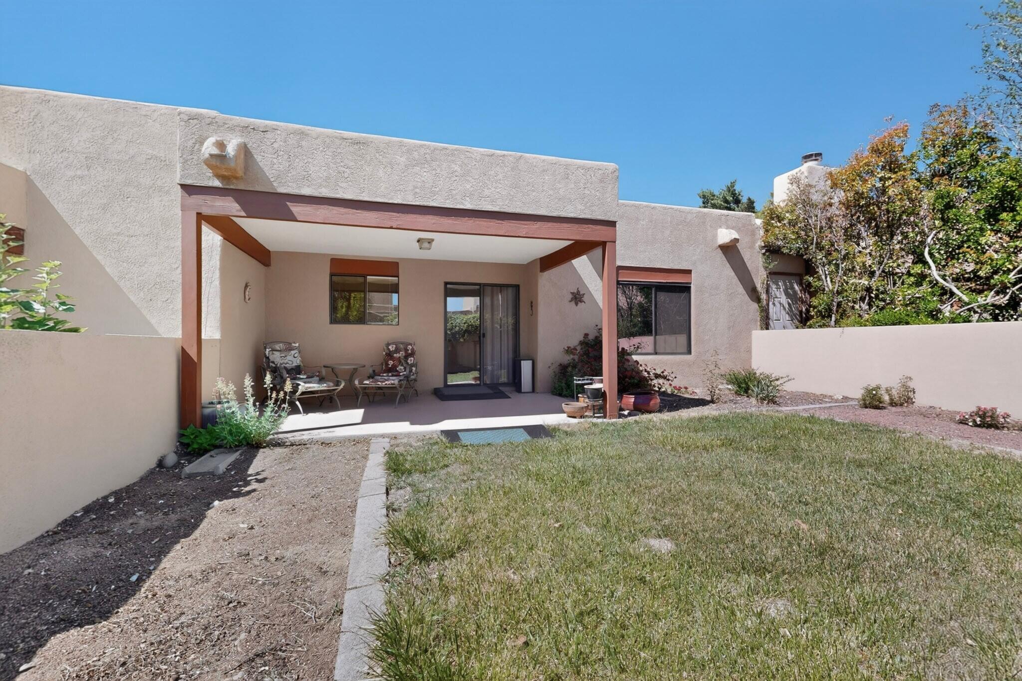 7524 Lantern Road NE