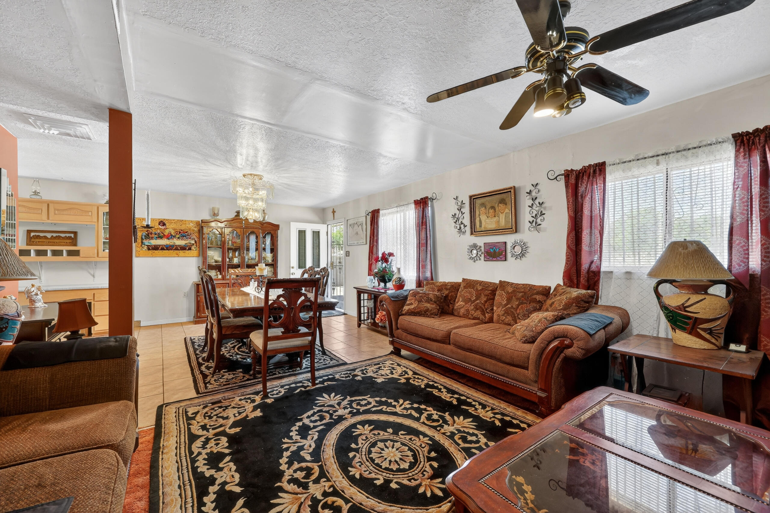 307 Los Pinos Road