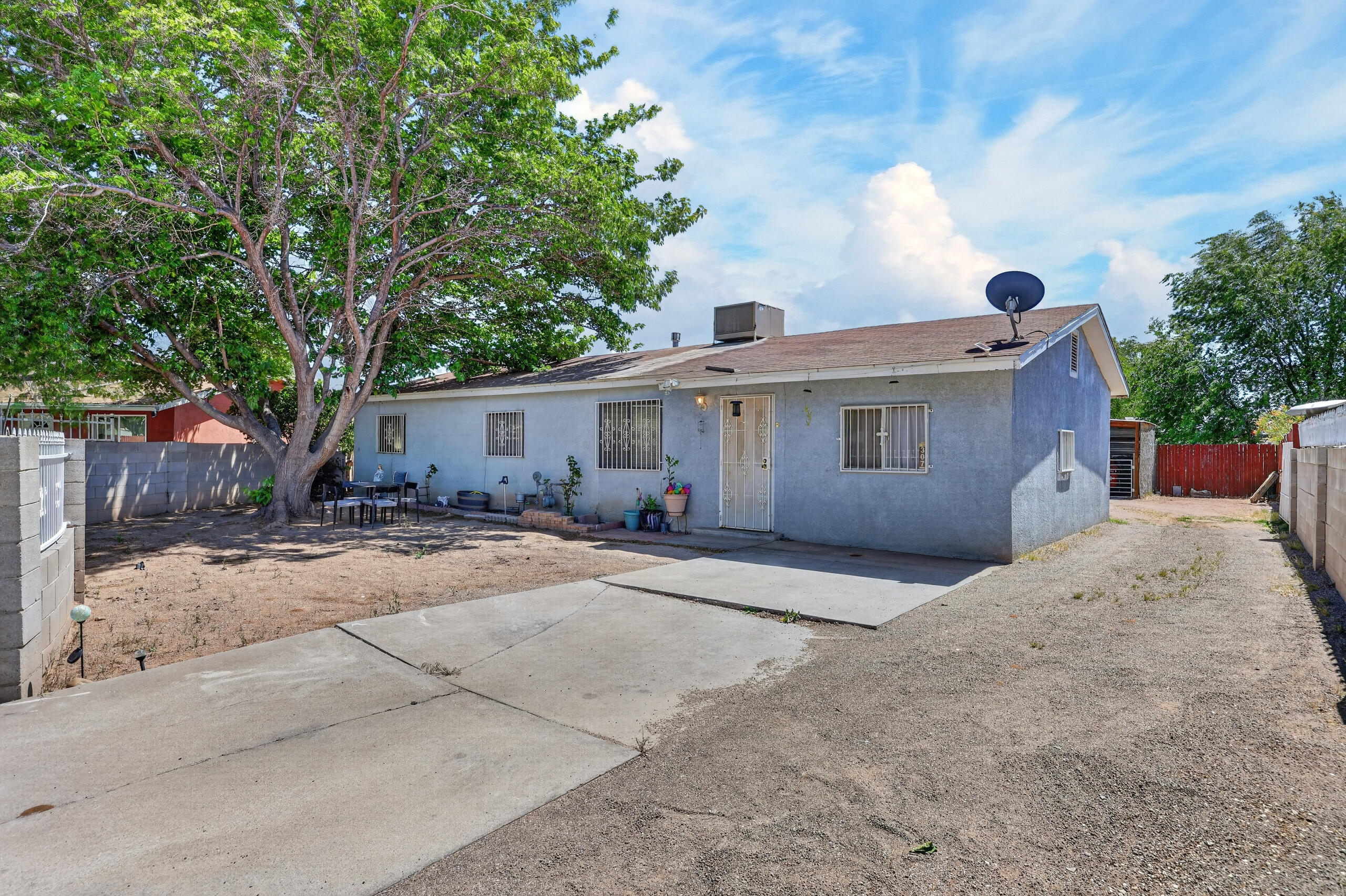 307 Los Pinos Road
