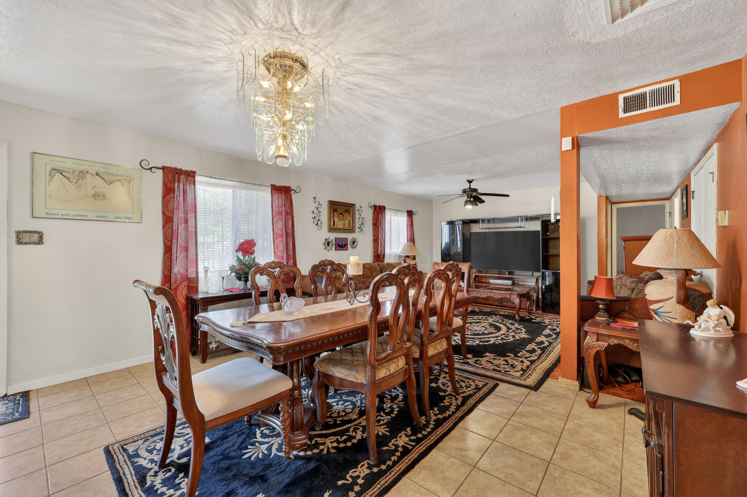 307 Los Pinos Road