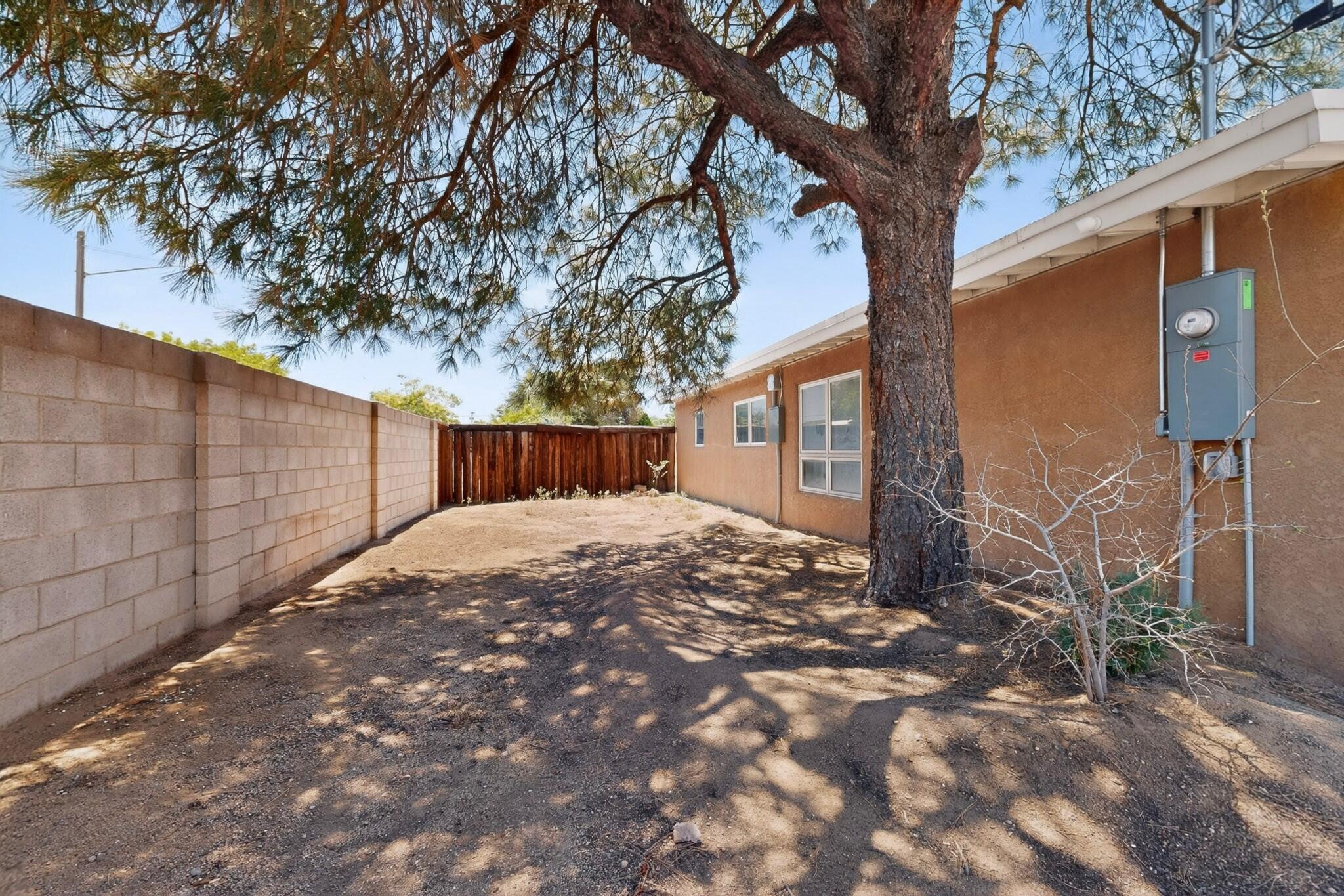 4717 Palo Duro Avenue NE