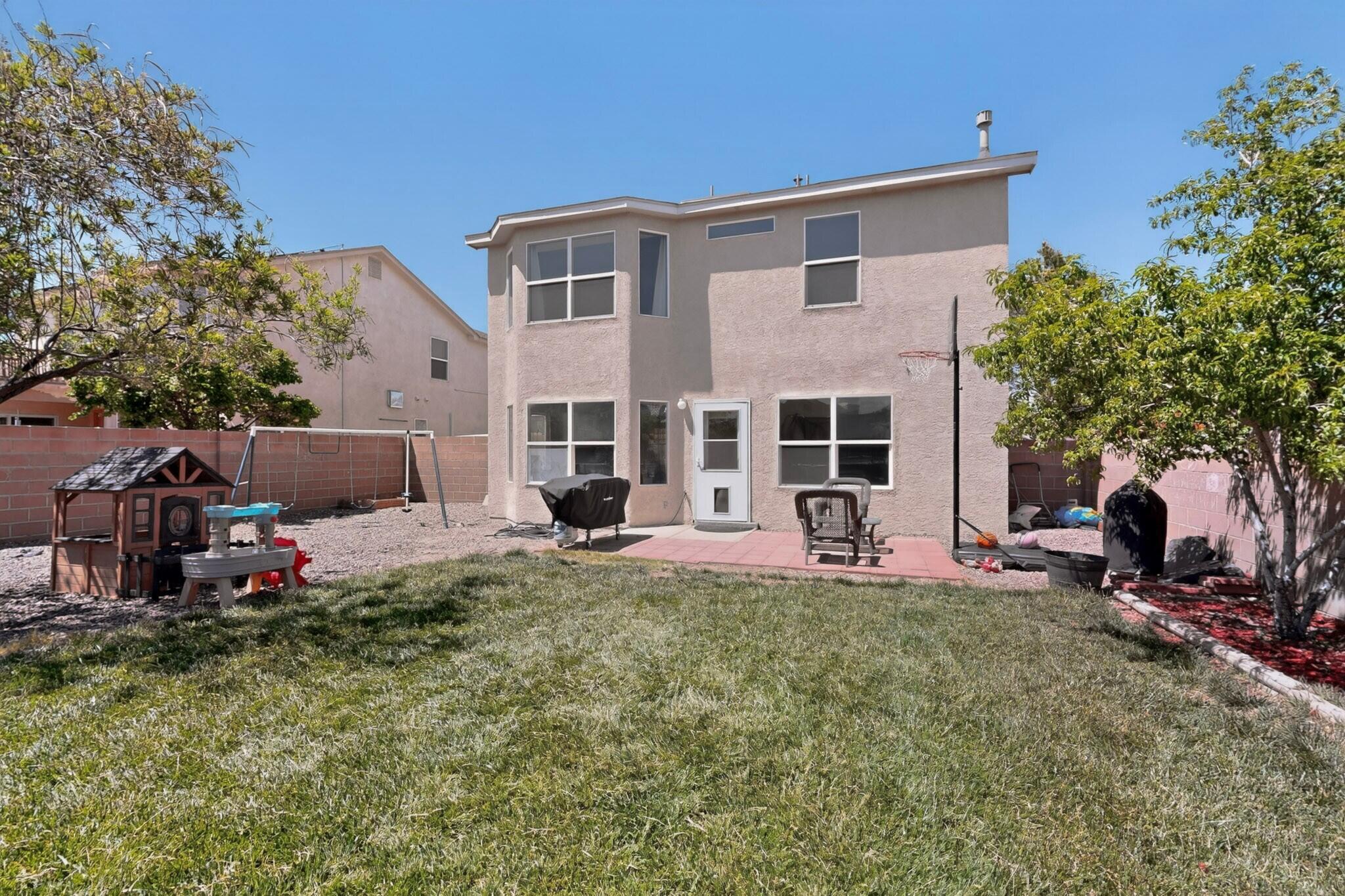 7612 Banyon Avenue NW