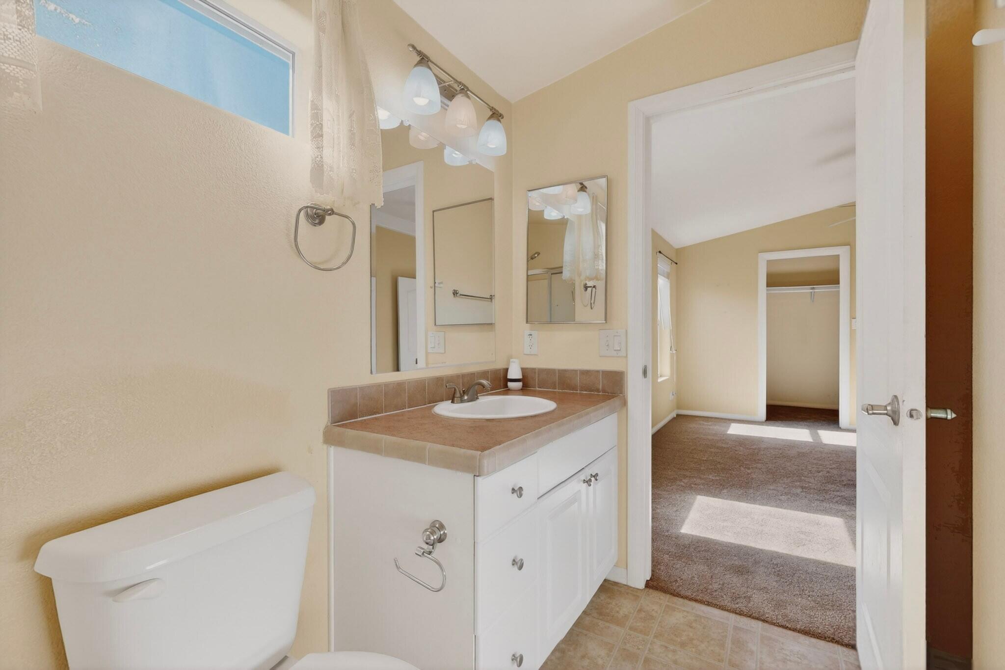 214 Sunrise Bluffs Drive