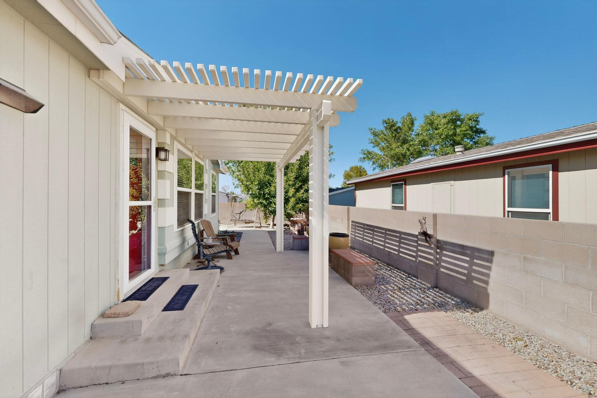 214 Sunrise Bluffs Drive