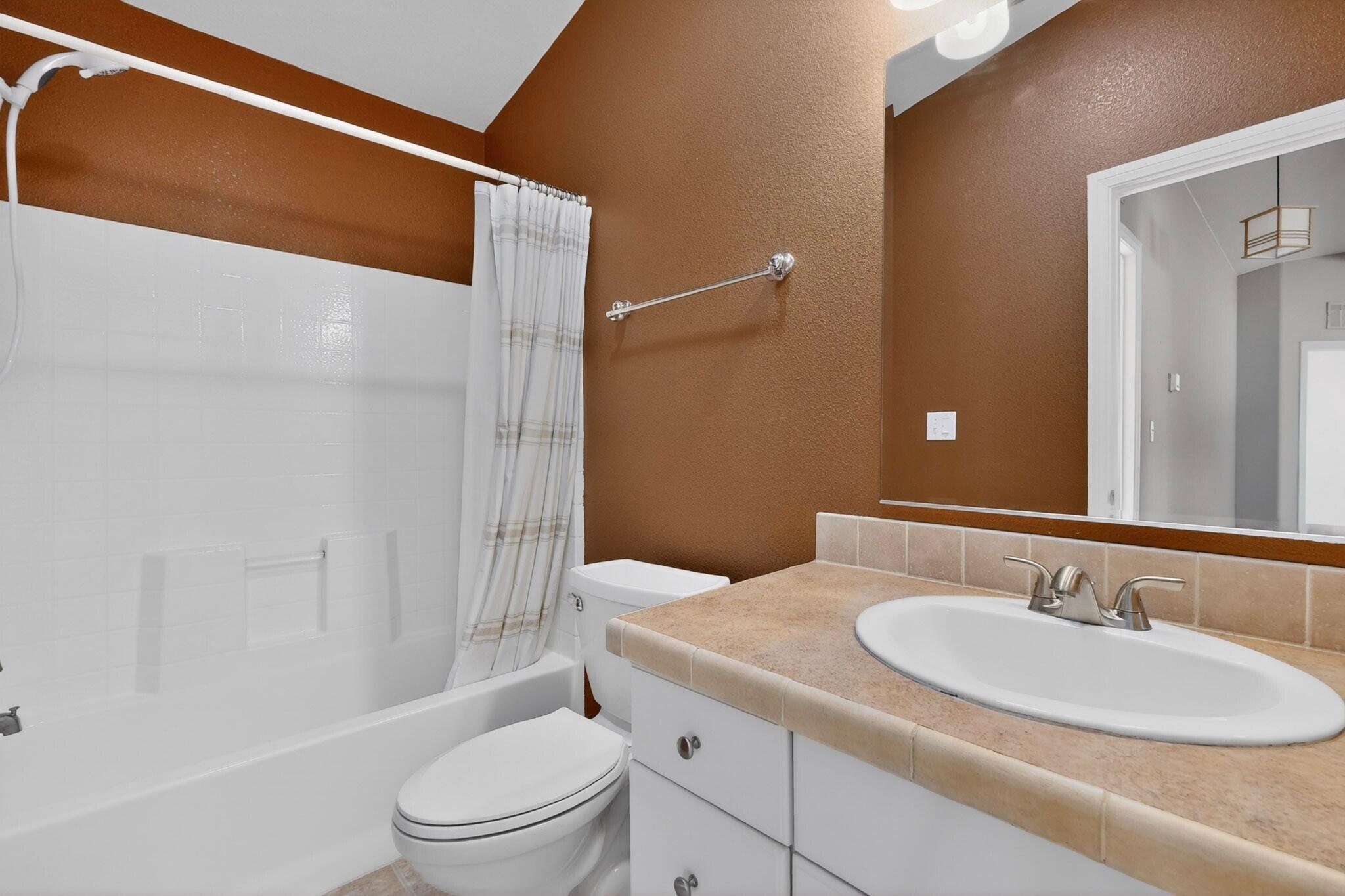 214 Sunrise Bluffs Drive