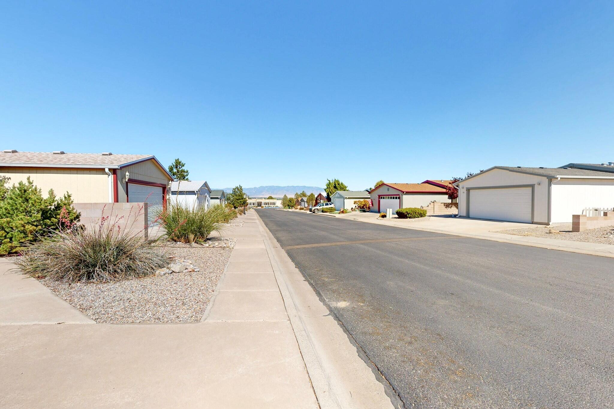 214 Sunrise Bluffs Drive