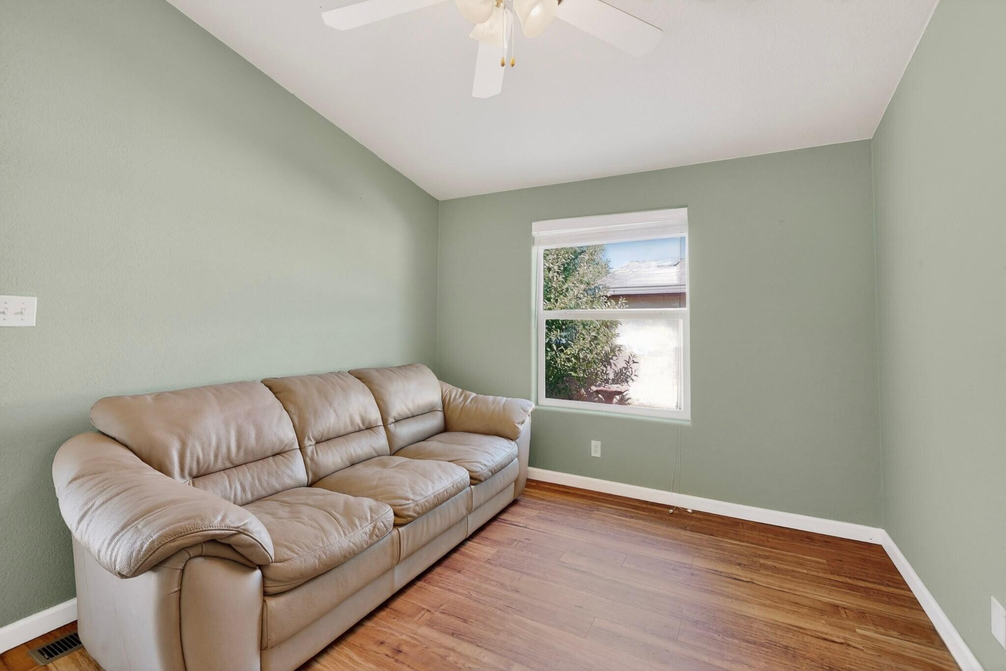 214 Sunrise Bluffs Drive