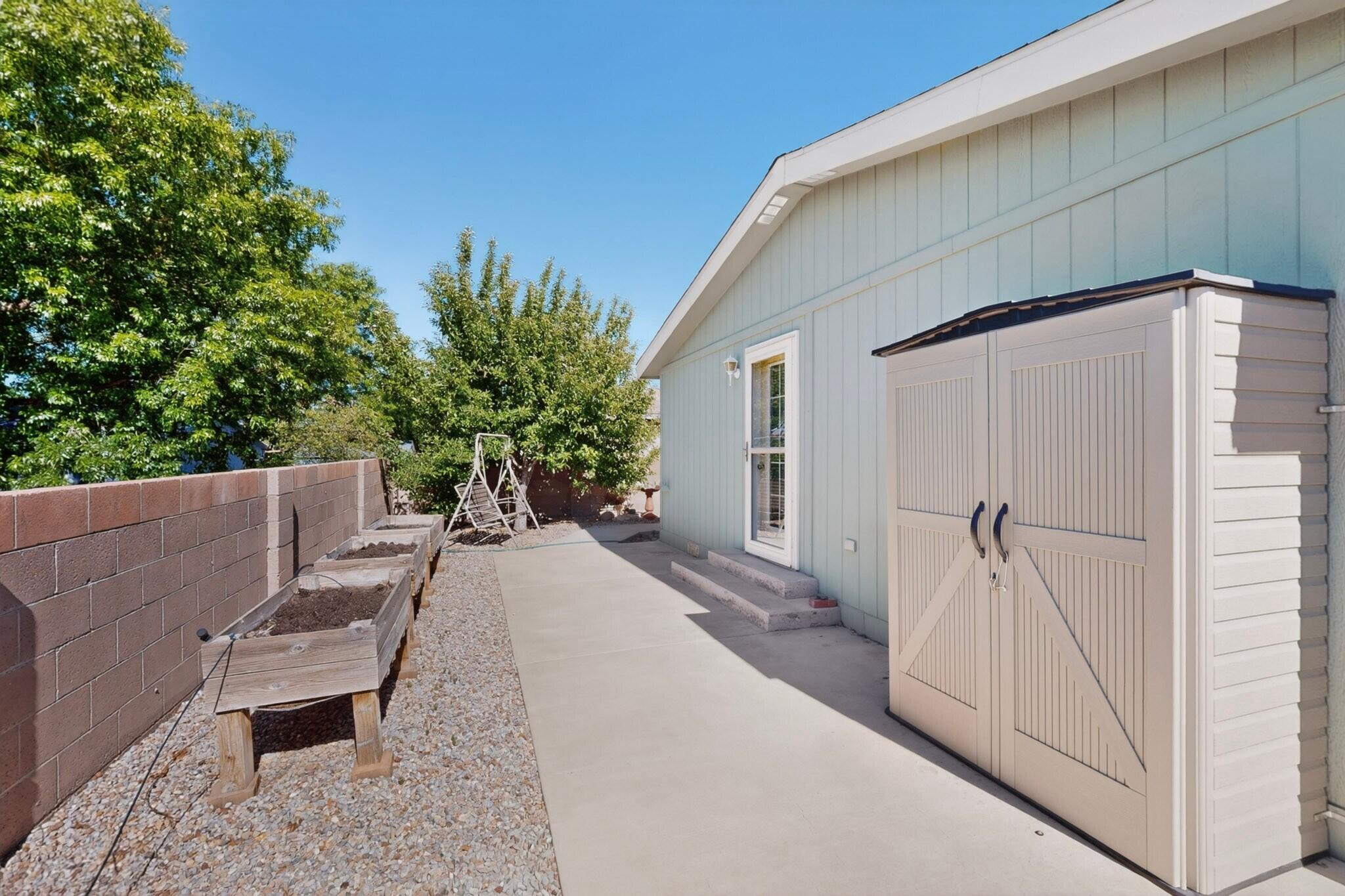 214 Sunrise Bluffs Drive