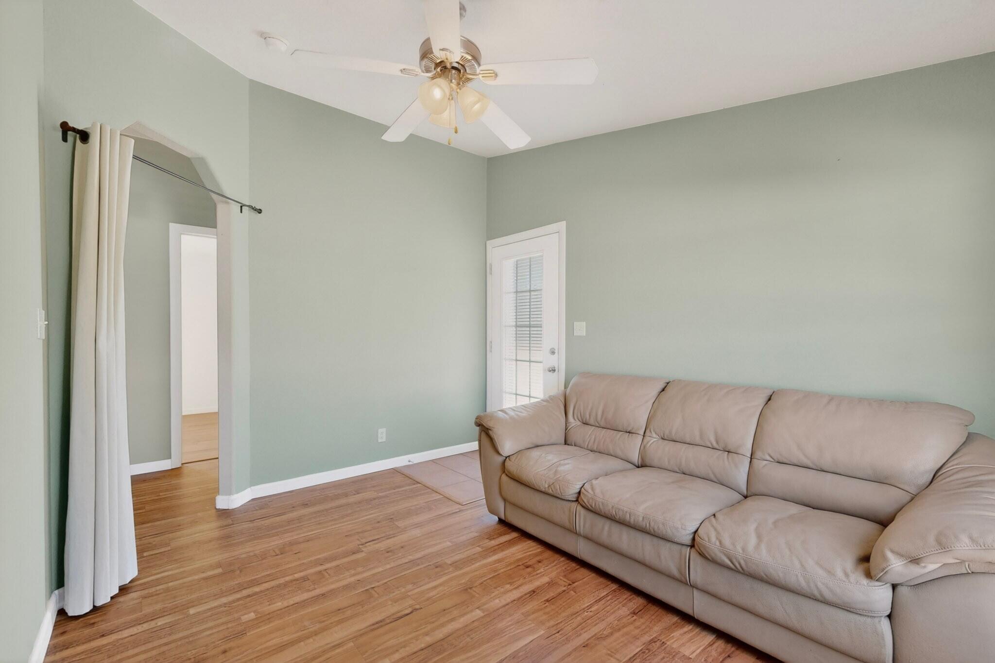 214 Sunrise Bluffs Drive