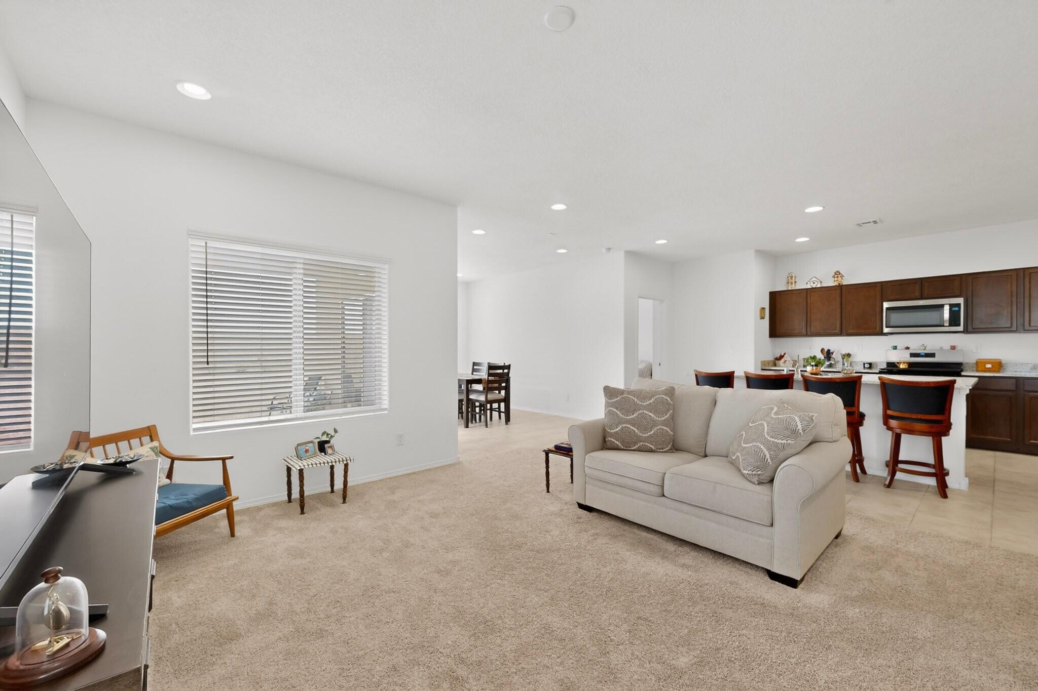212 Prism Avenue SW