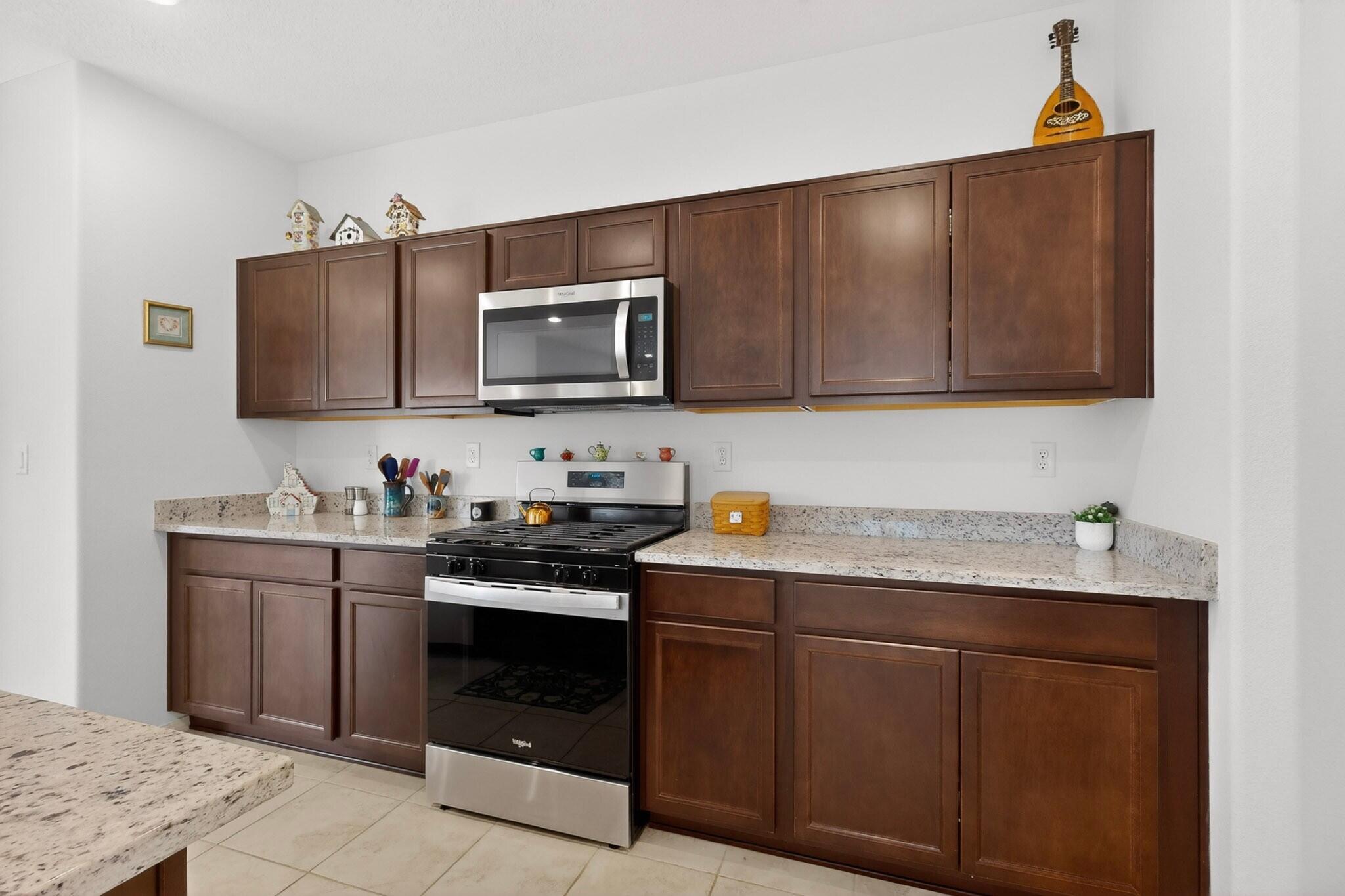 212 Prism Avenue SW
