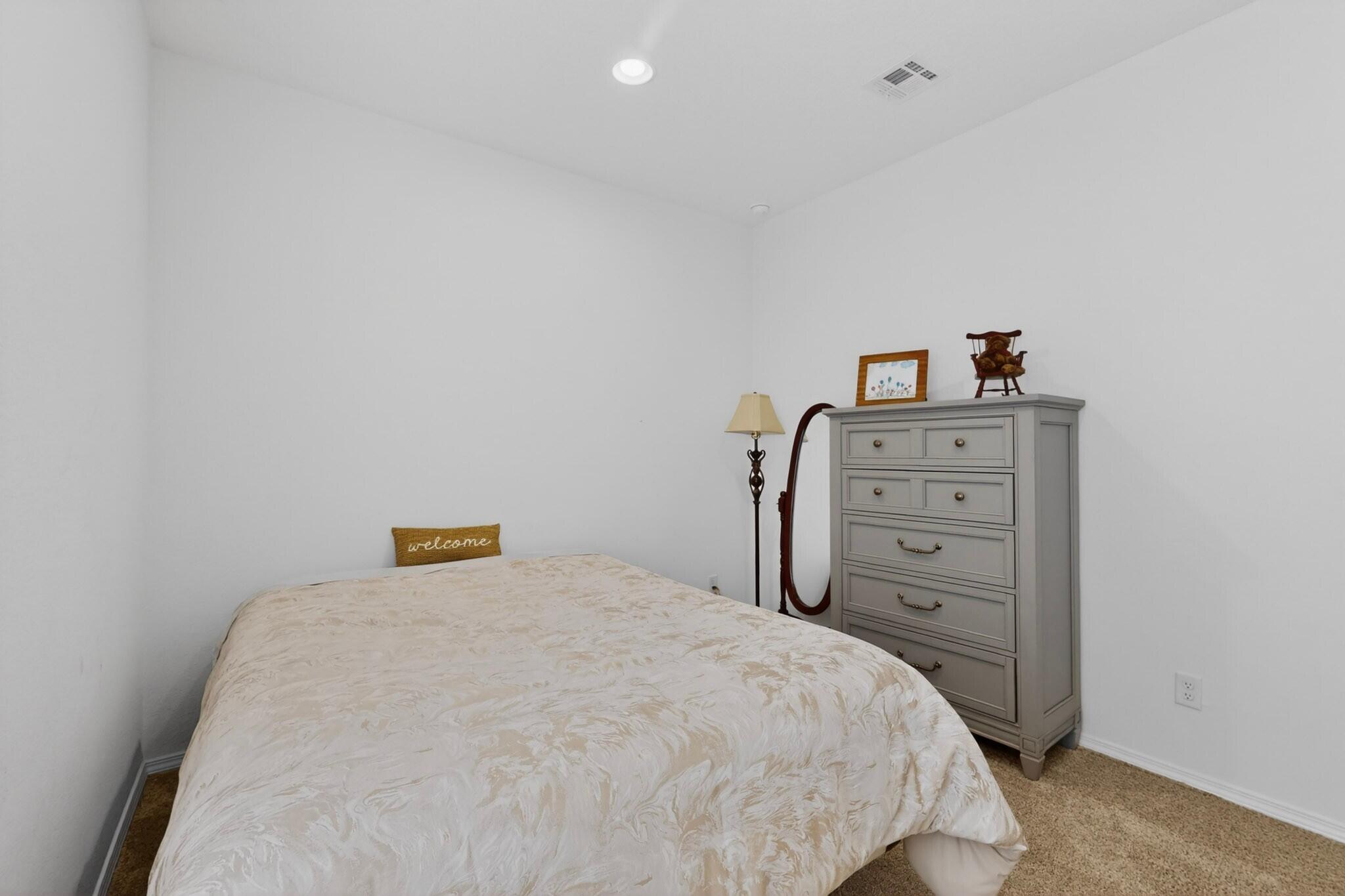 212 Prism Avenue SW