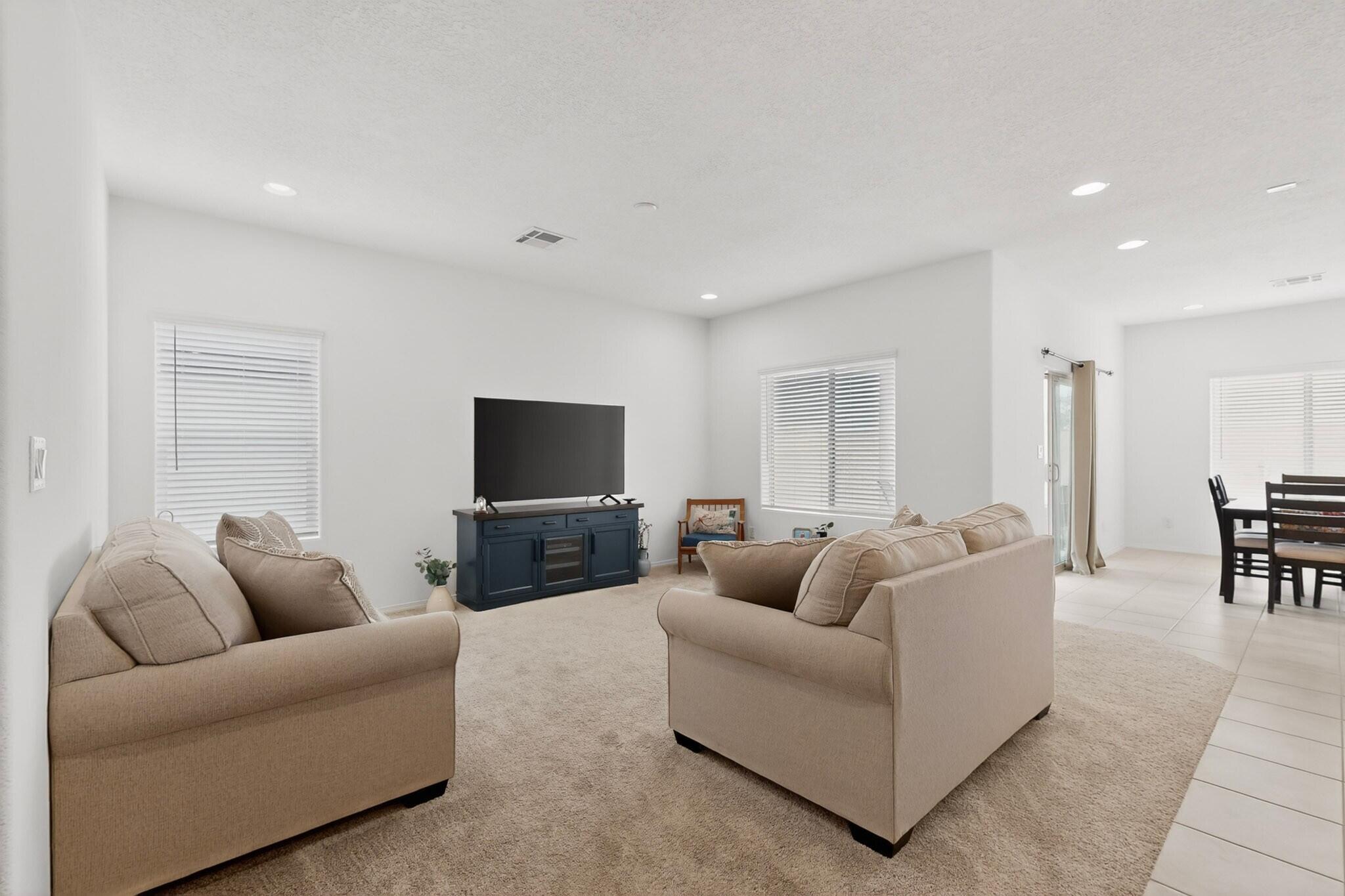 212 Prism Avenue SW
