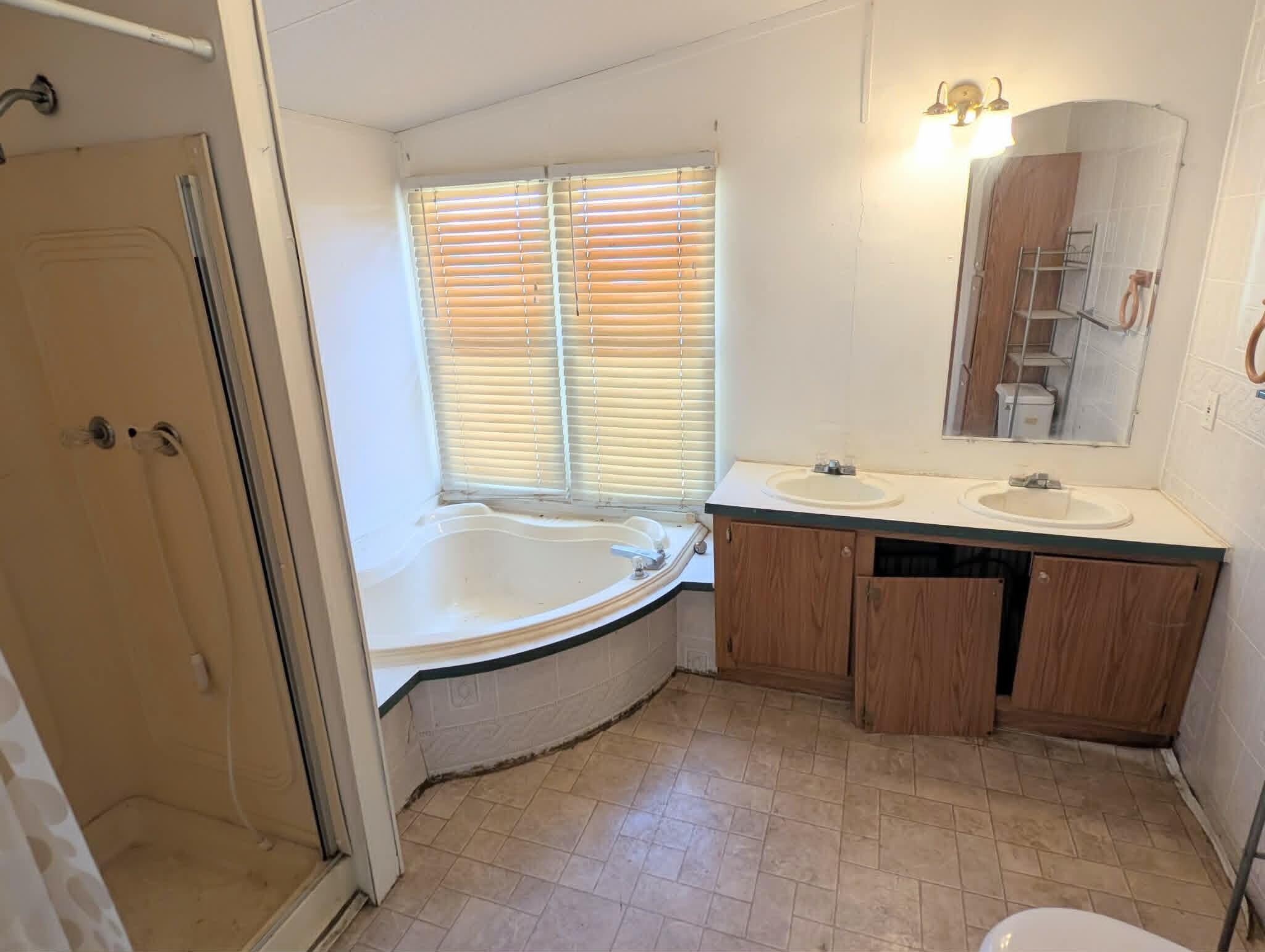 3 Allian Avenue