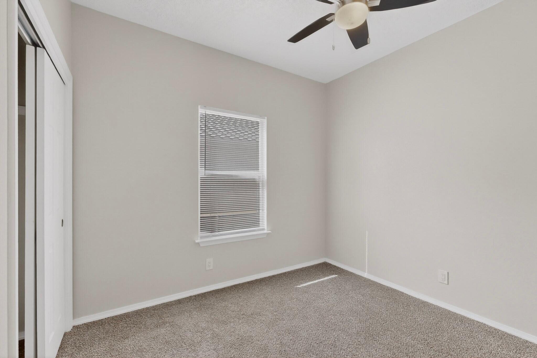 232 Chaparral Loop SE