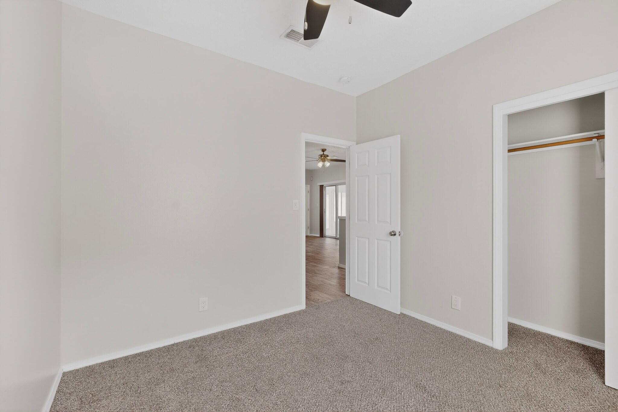 232 Chaparral Loop SE