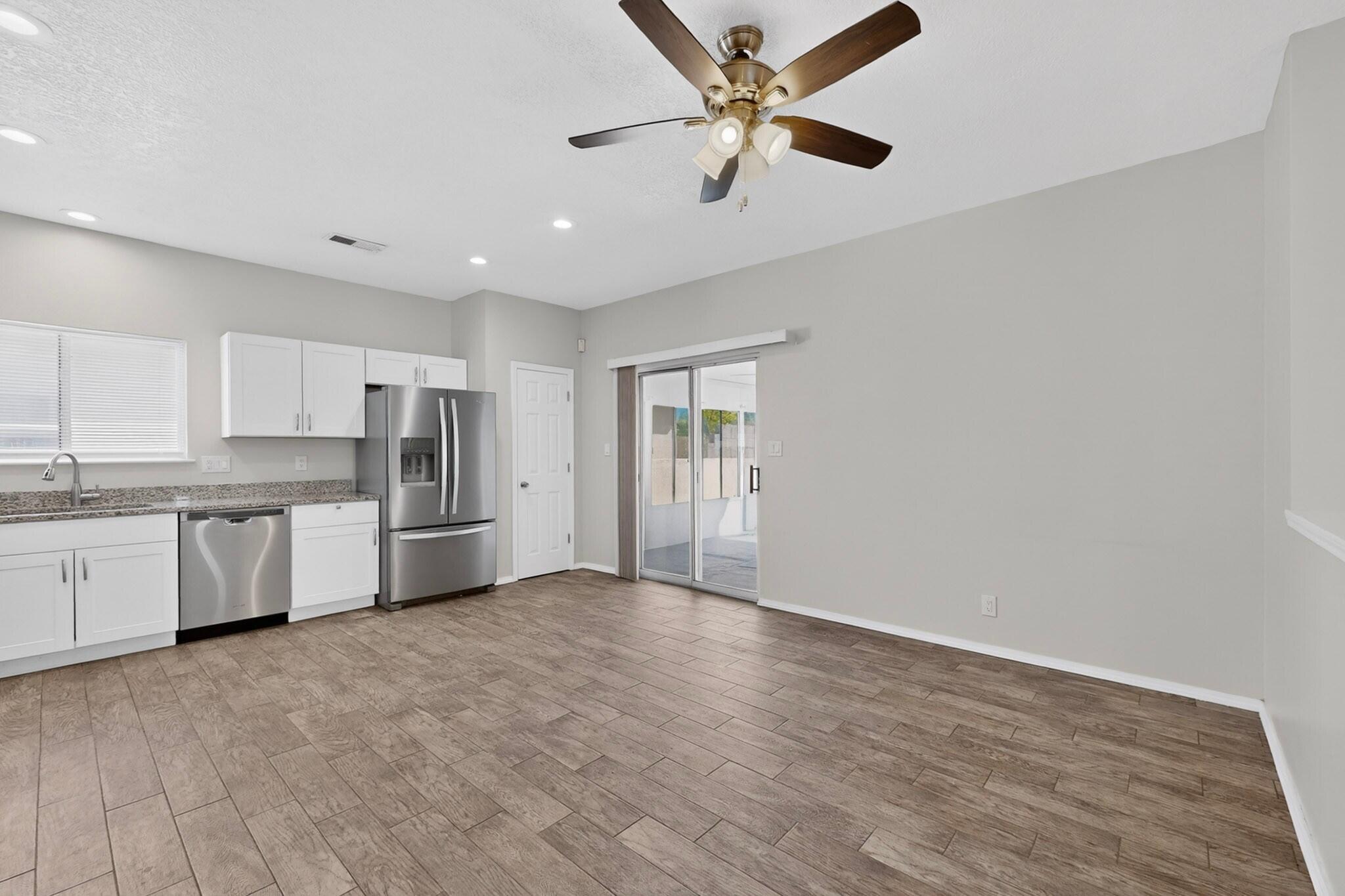 232 Chaparral Loop SE