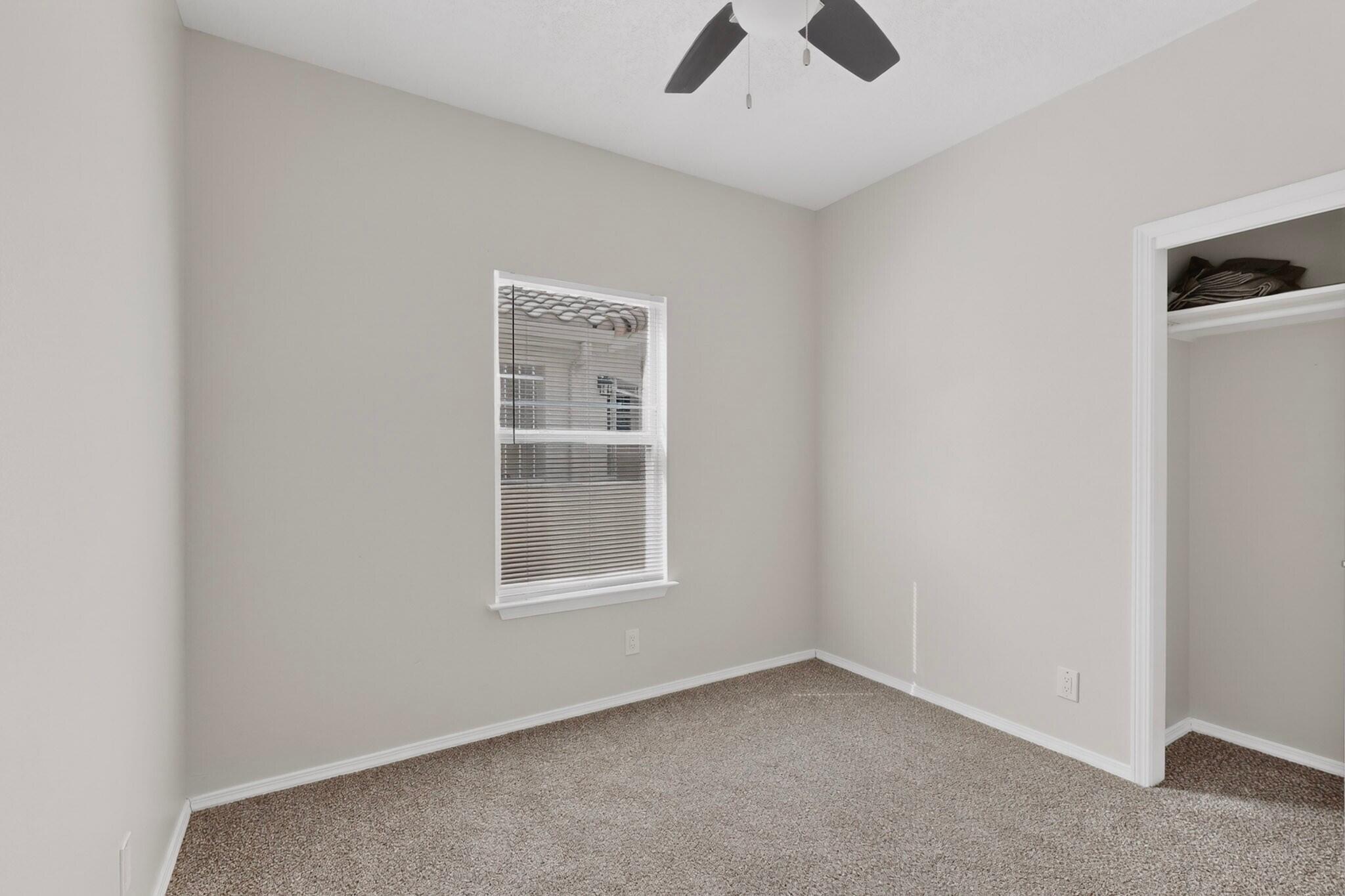 232 Chaparral Loop SE