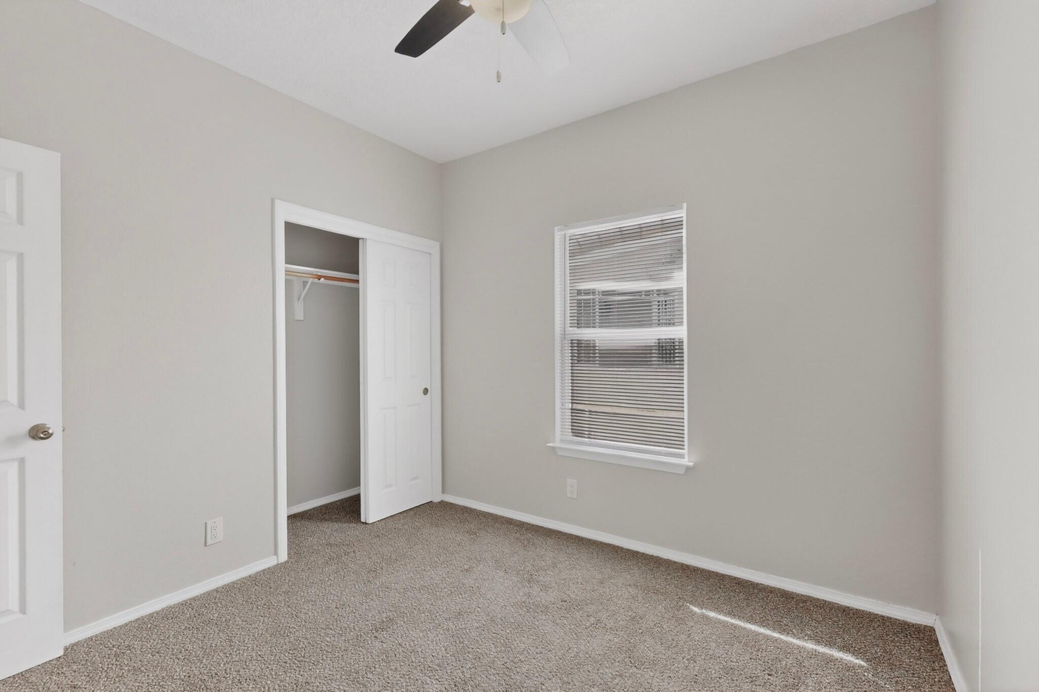 232 Chaparral Loop SE