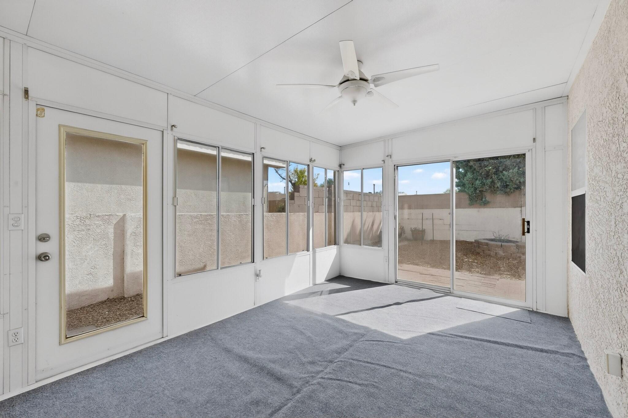 232 Chaparral Loop SE