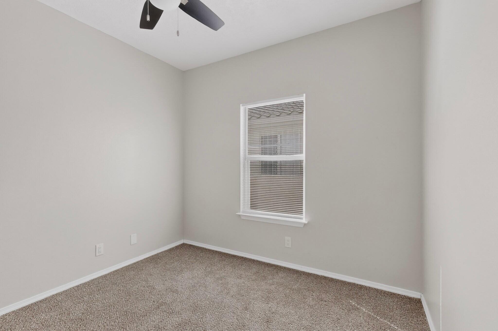 232 Chaparral Loop SE