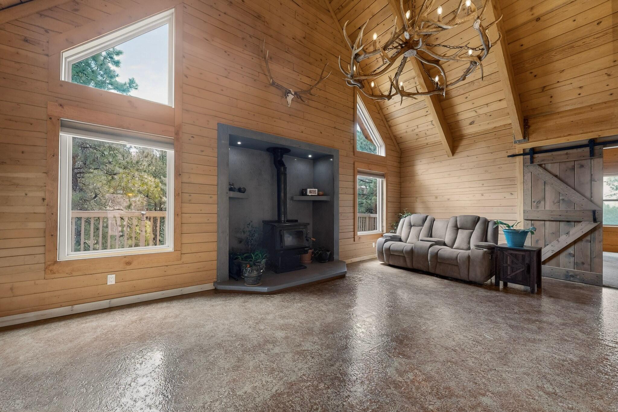 903 Sulphur Creek Road