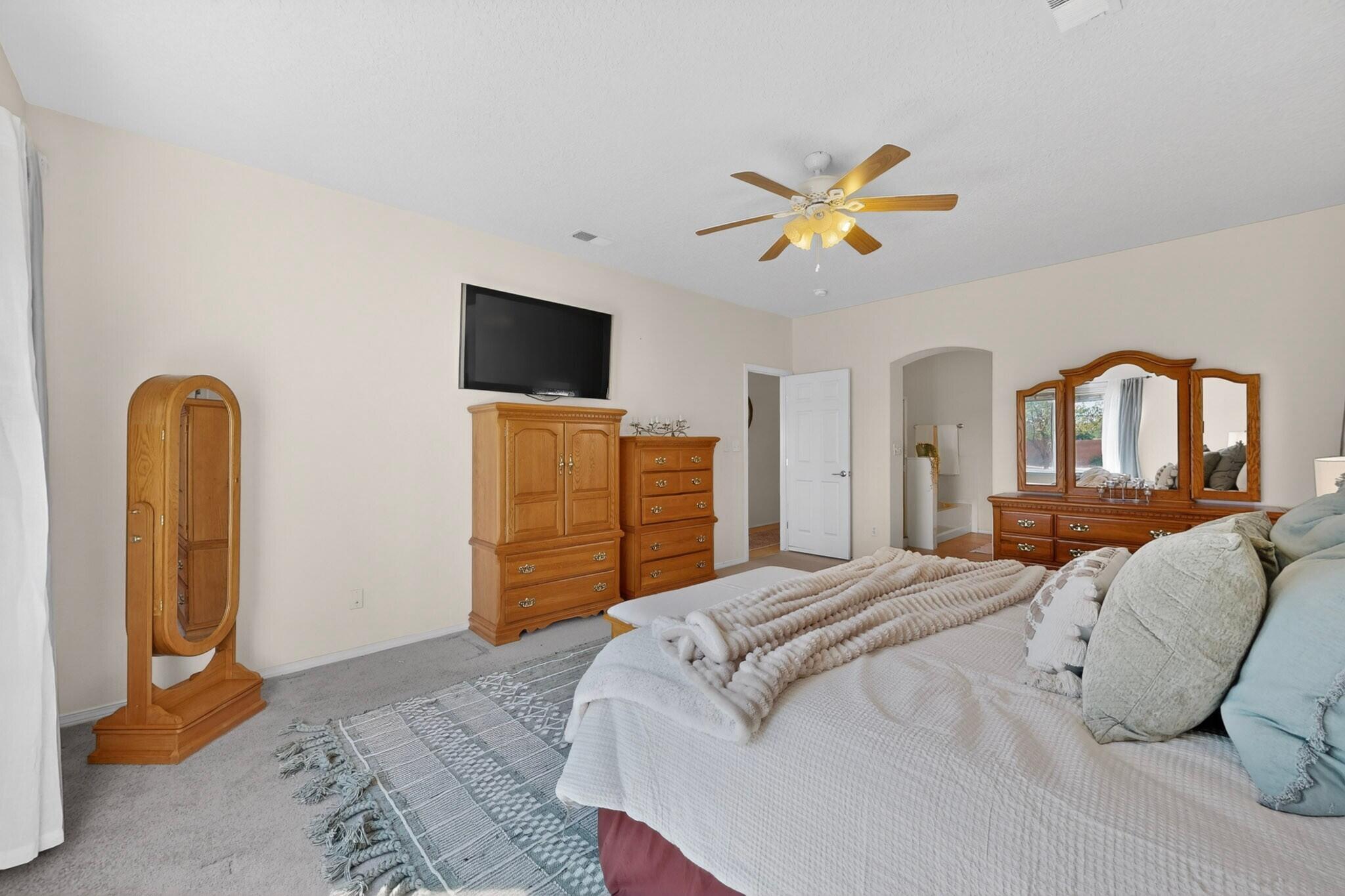 1000 Carnival Avenue NW