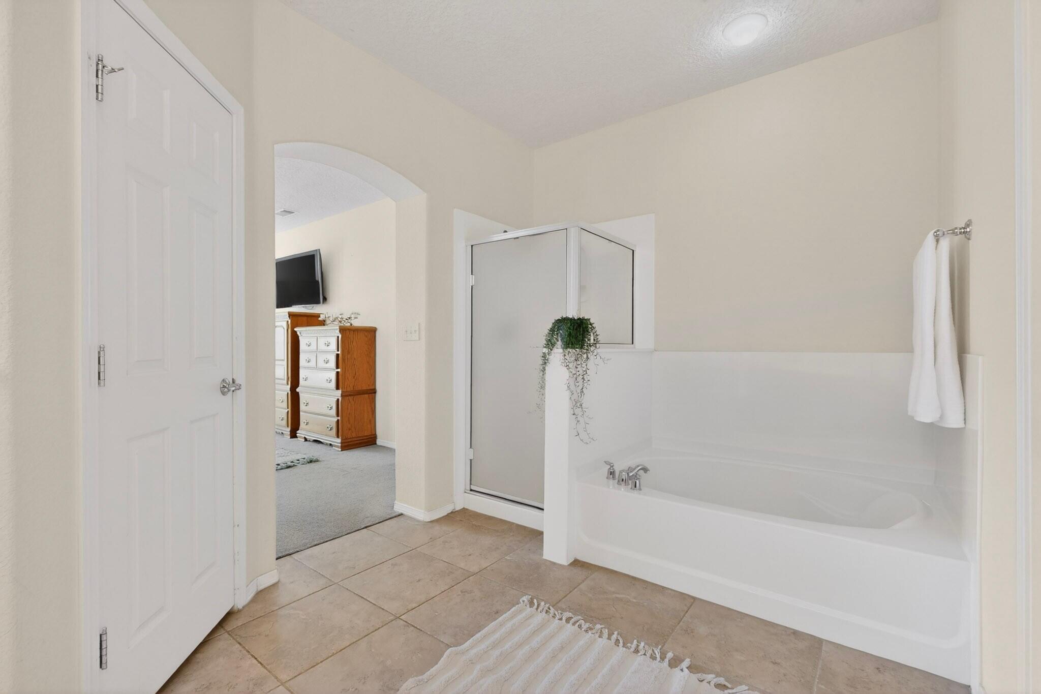 1000 Carnival Avenue NW