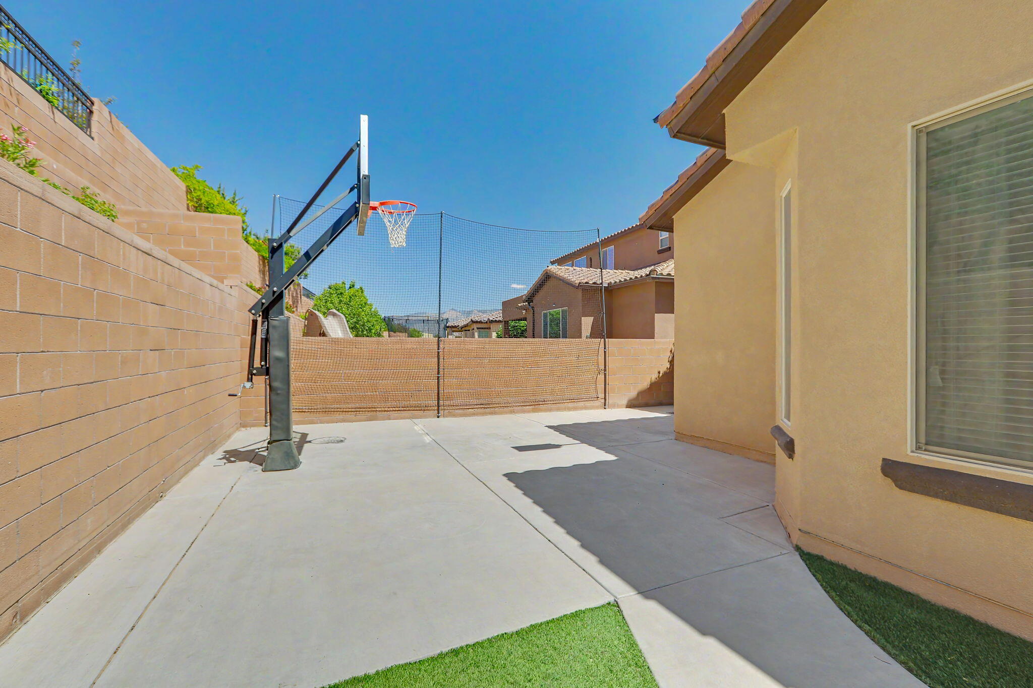 4206 Pico Norte Lane NE