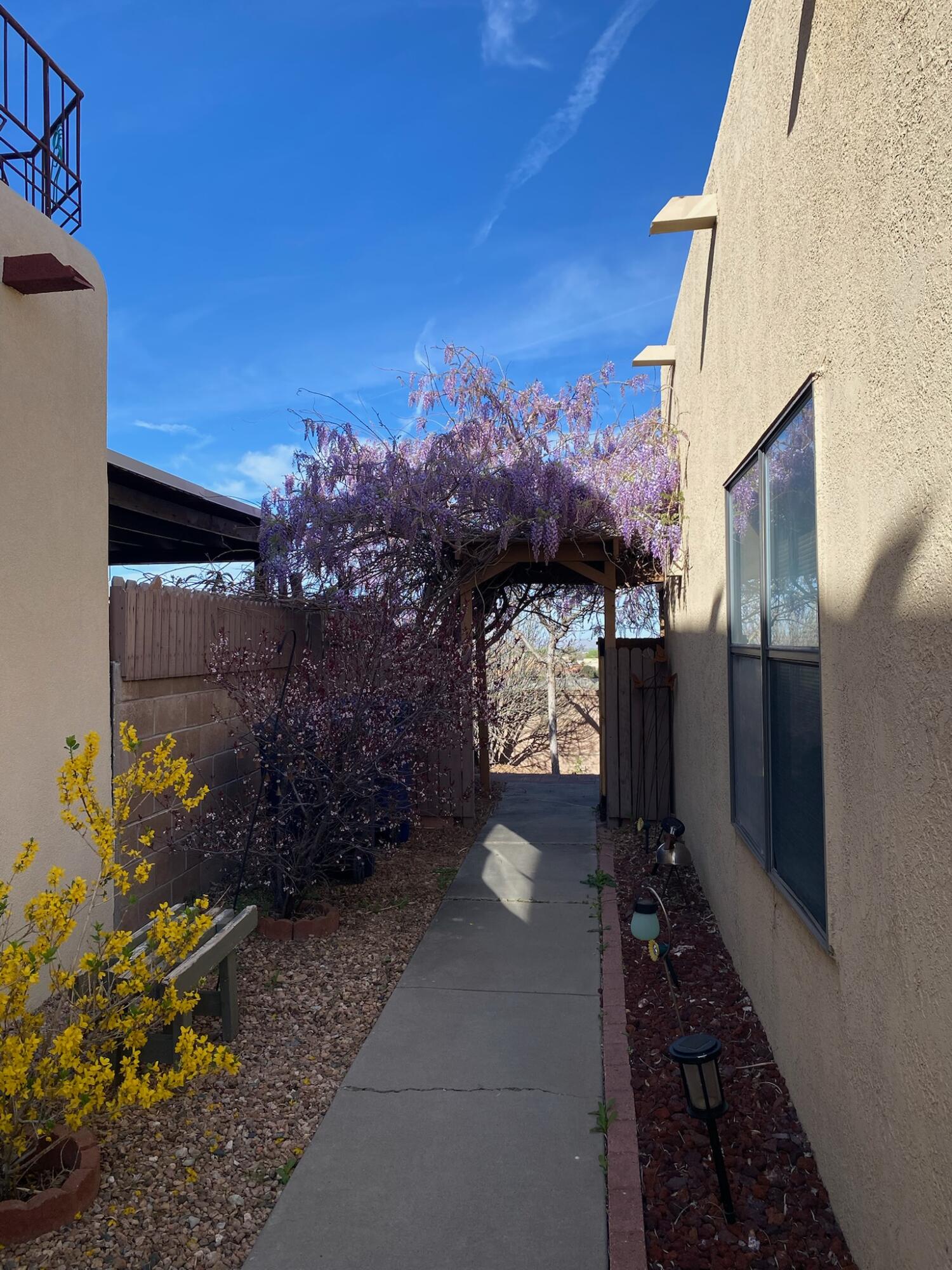 331 Serenity Court SE