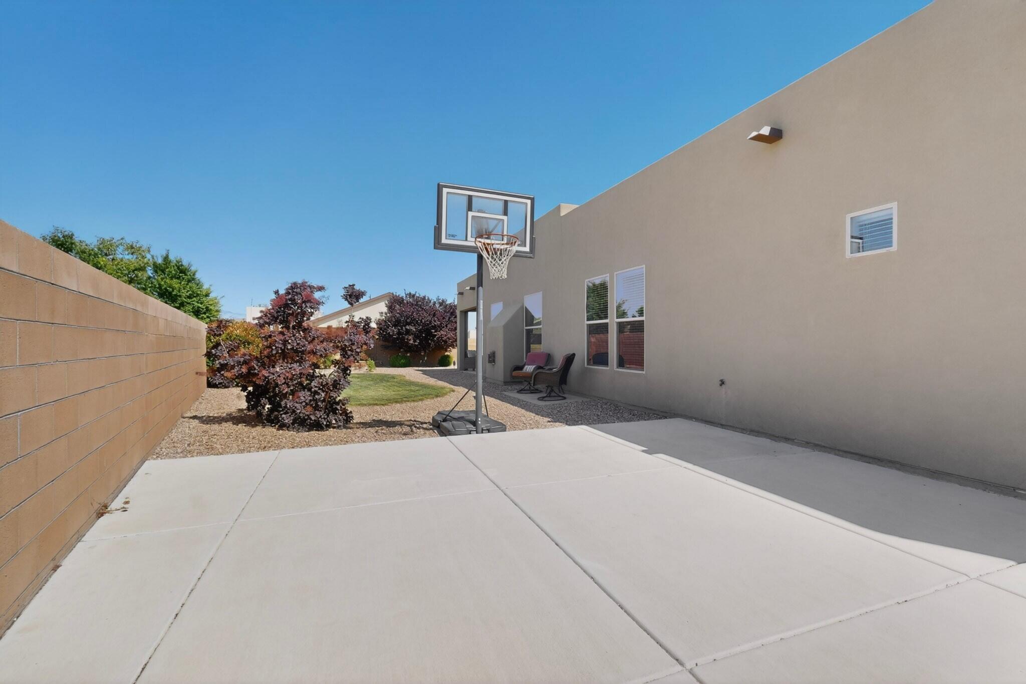 10932 Topacio Street NW