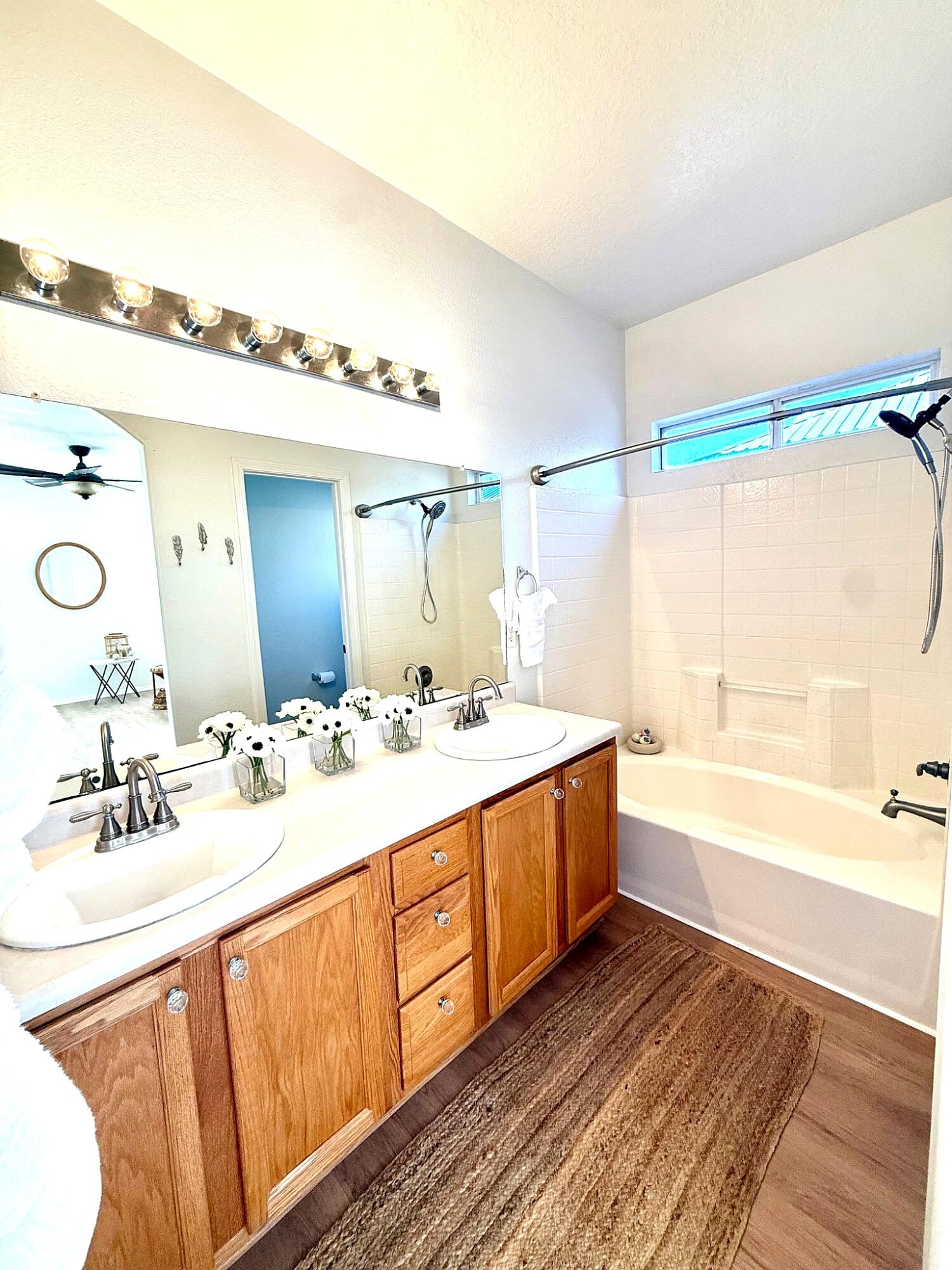 5432 Caballo Court NE