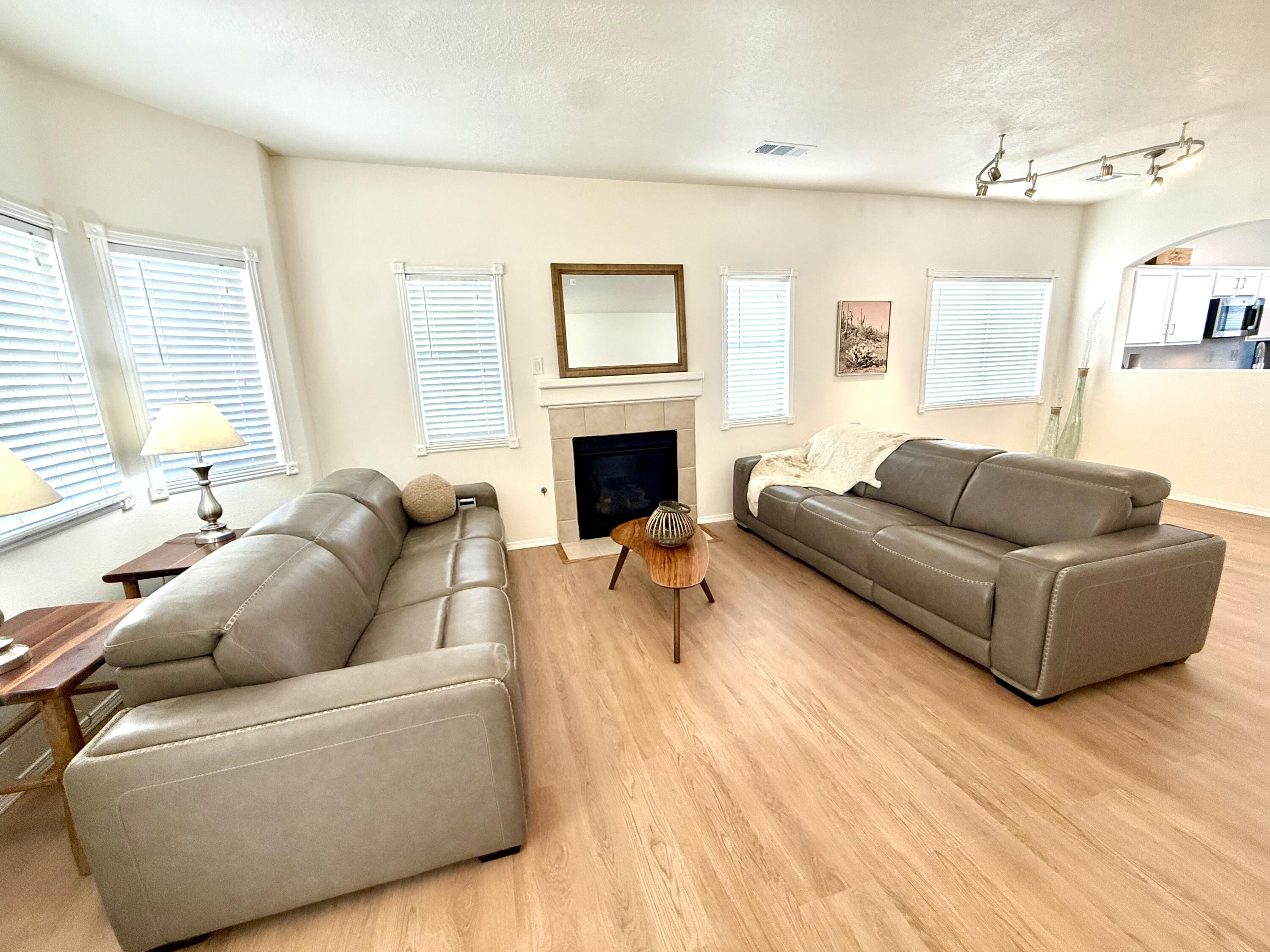 5432 Caballo Court NE