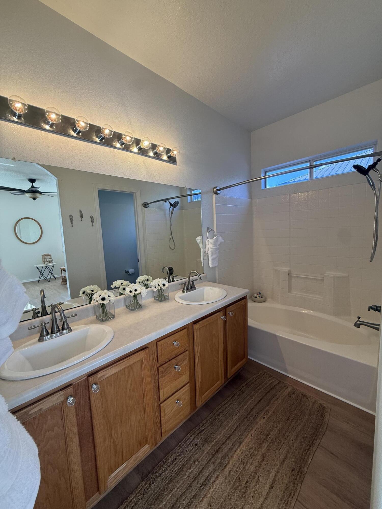5432 Caballo Court NE