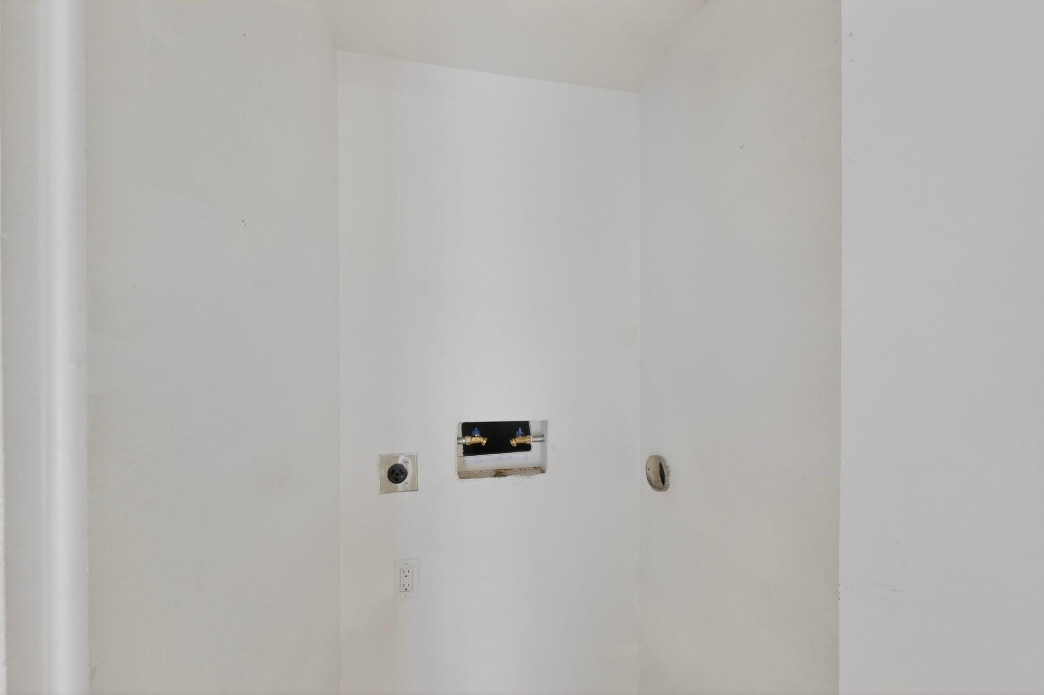 905 Country Club Drive SE APT F